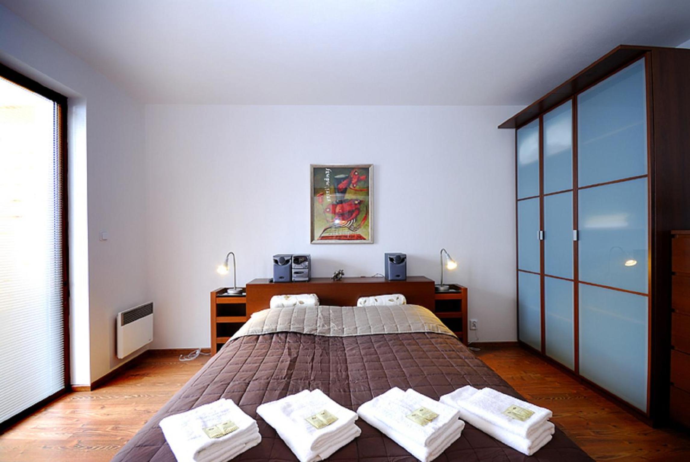 Two-Bedroom Apartment (5 Adults) photo 1