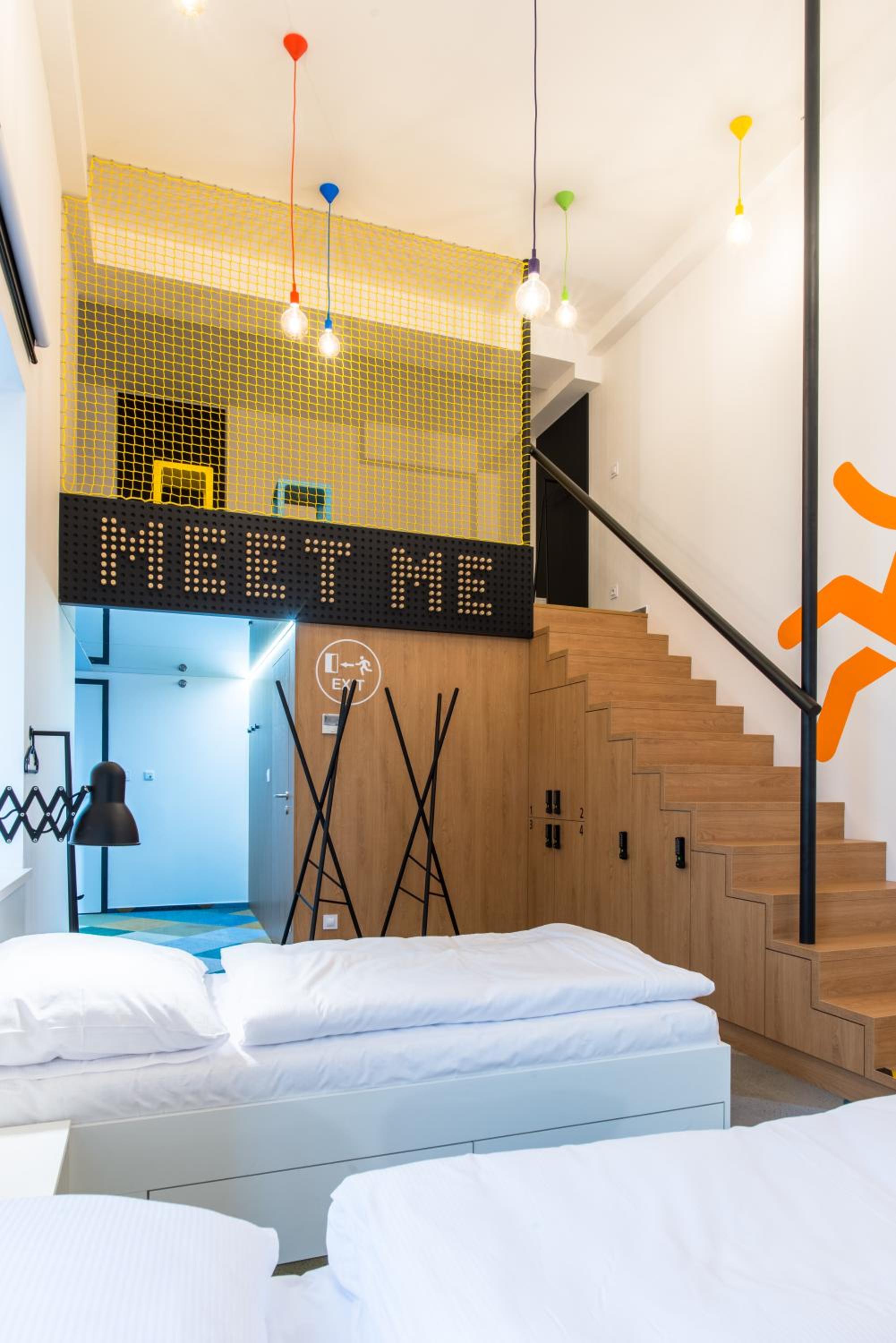 Bed in Mixed Dormitory Room, photo 7