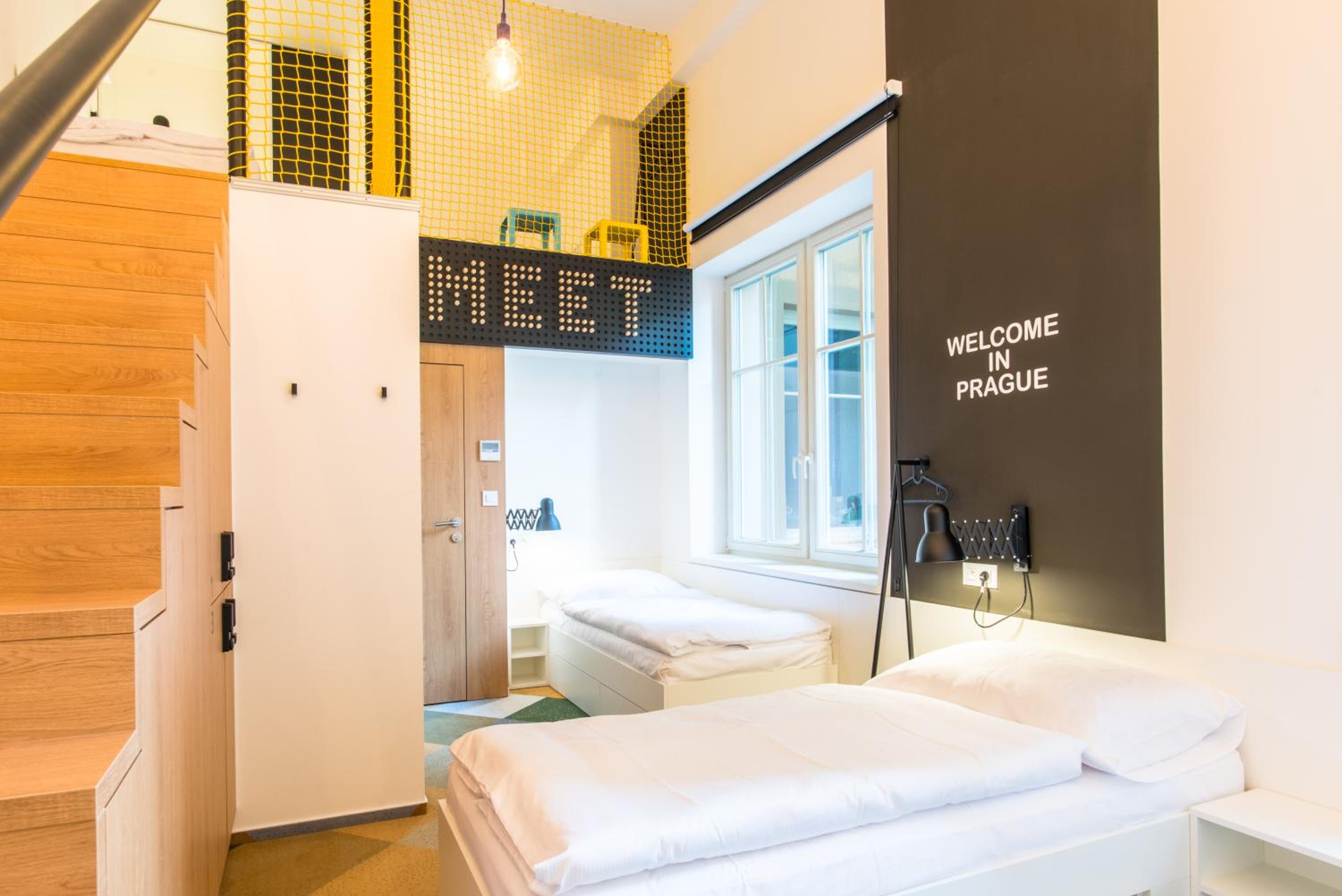 Bed in 6-Bed Mixed Dormitory Room