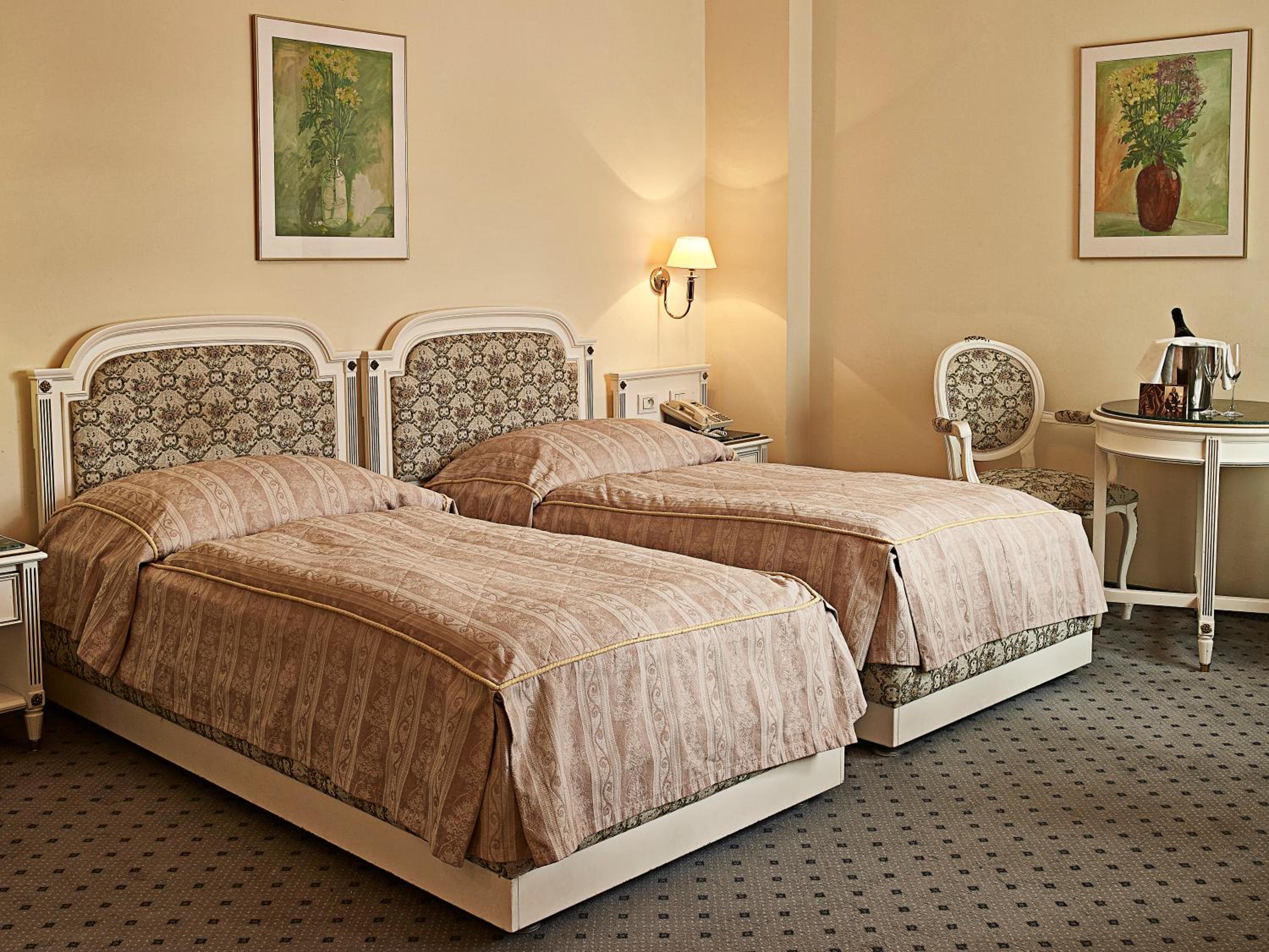 Family Suite thumbnail 6