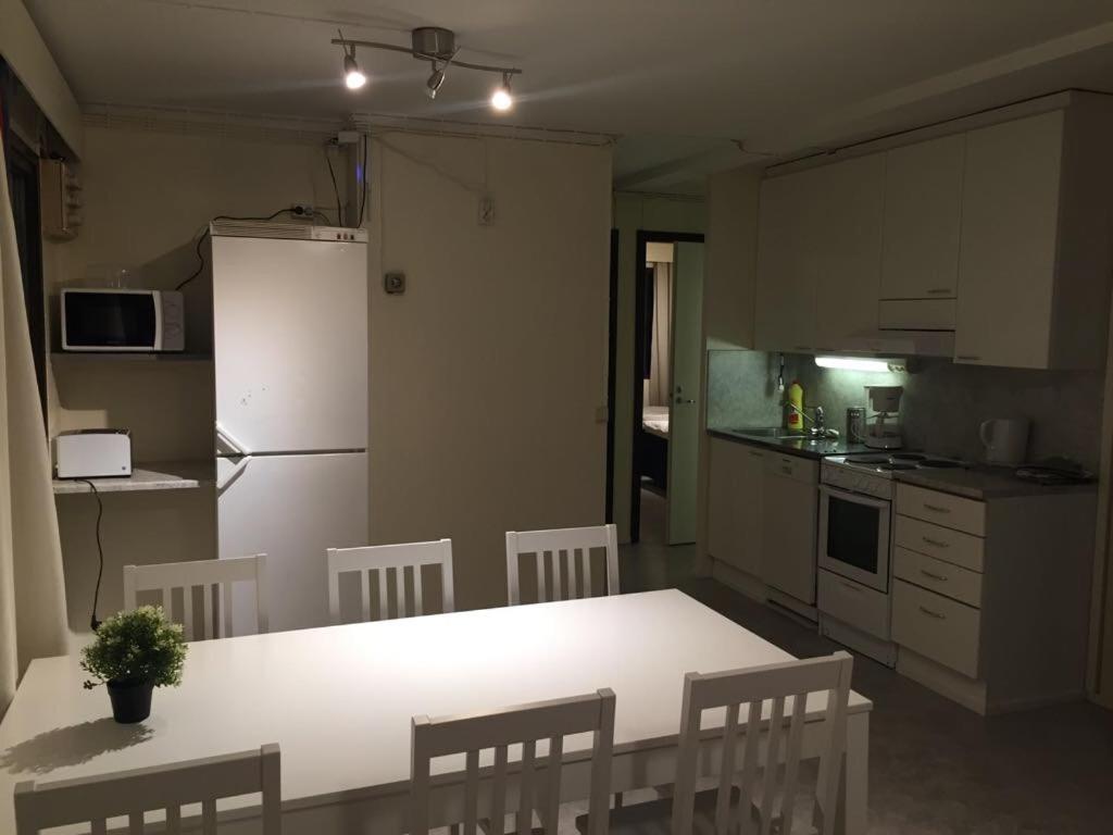 Three-Bedroom Apartment - Photo 5