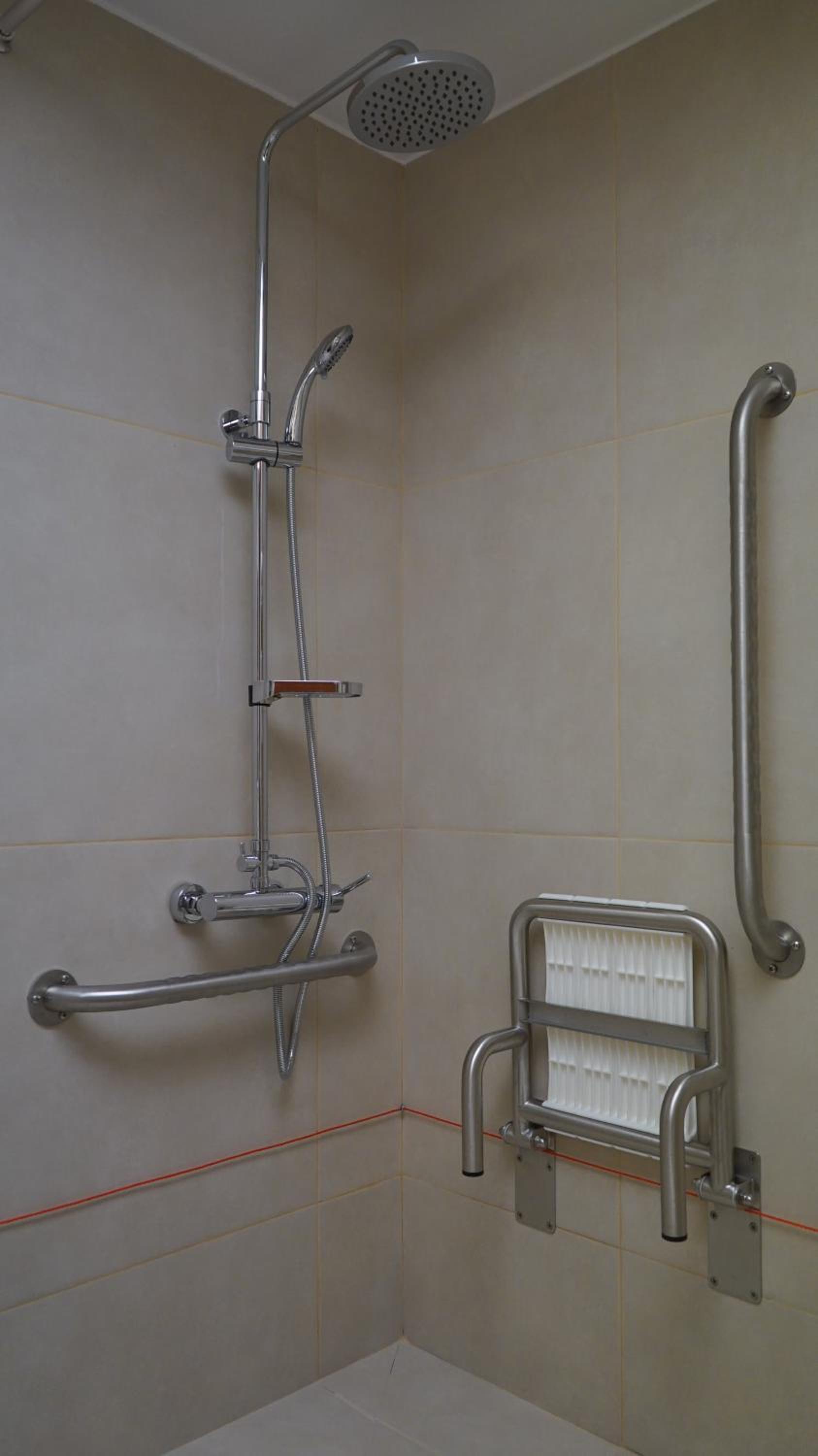 Double Room - Disability Access - Photo 2