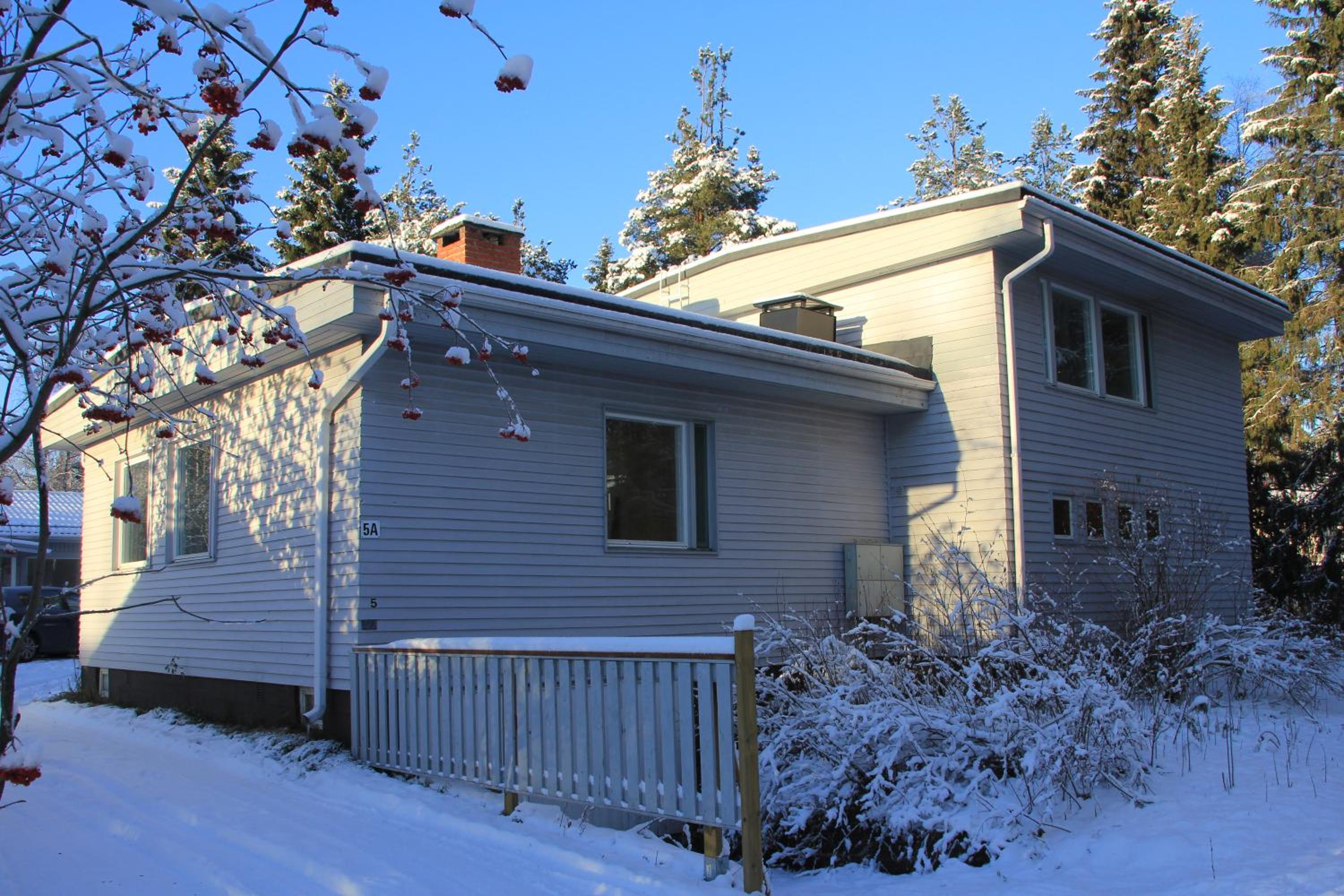 Apartment with Sauna - Photo 10