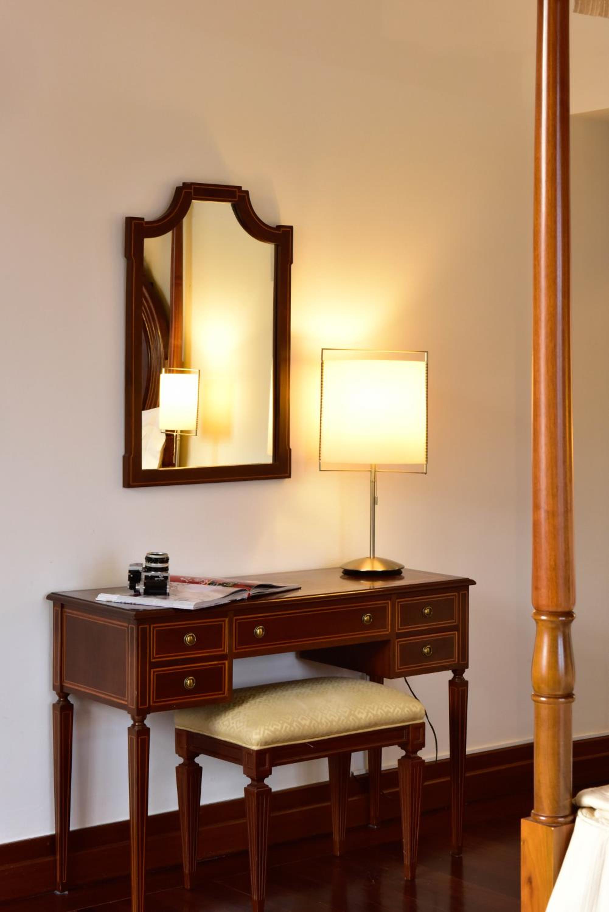 Deluxe Room - Photo 6