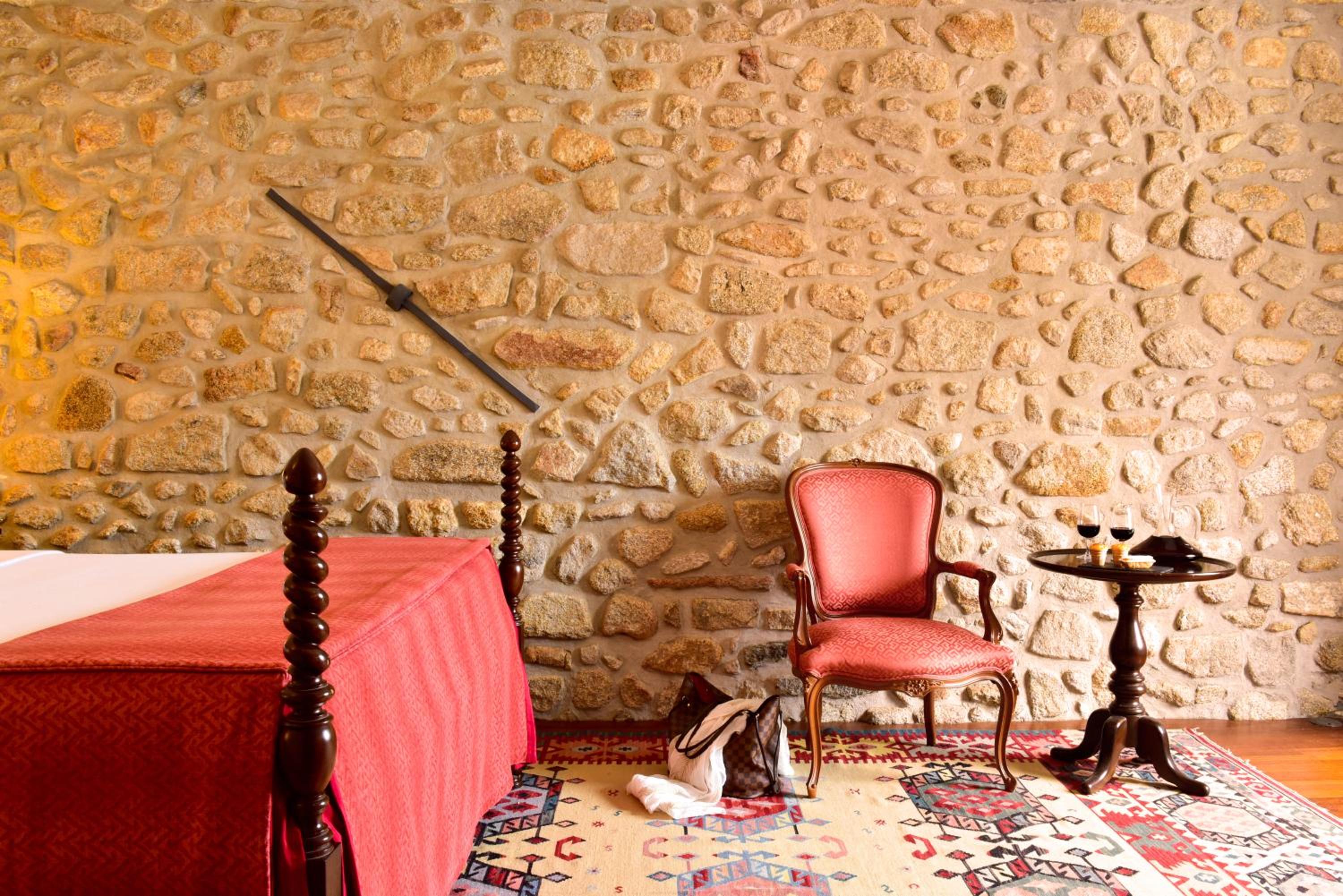 Suite - Photo 10