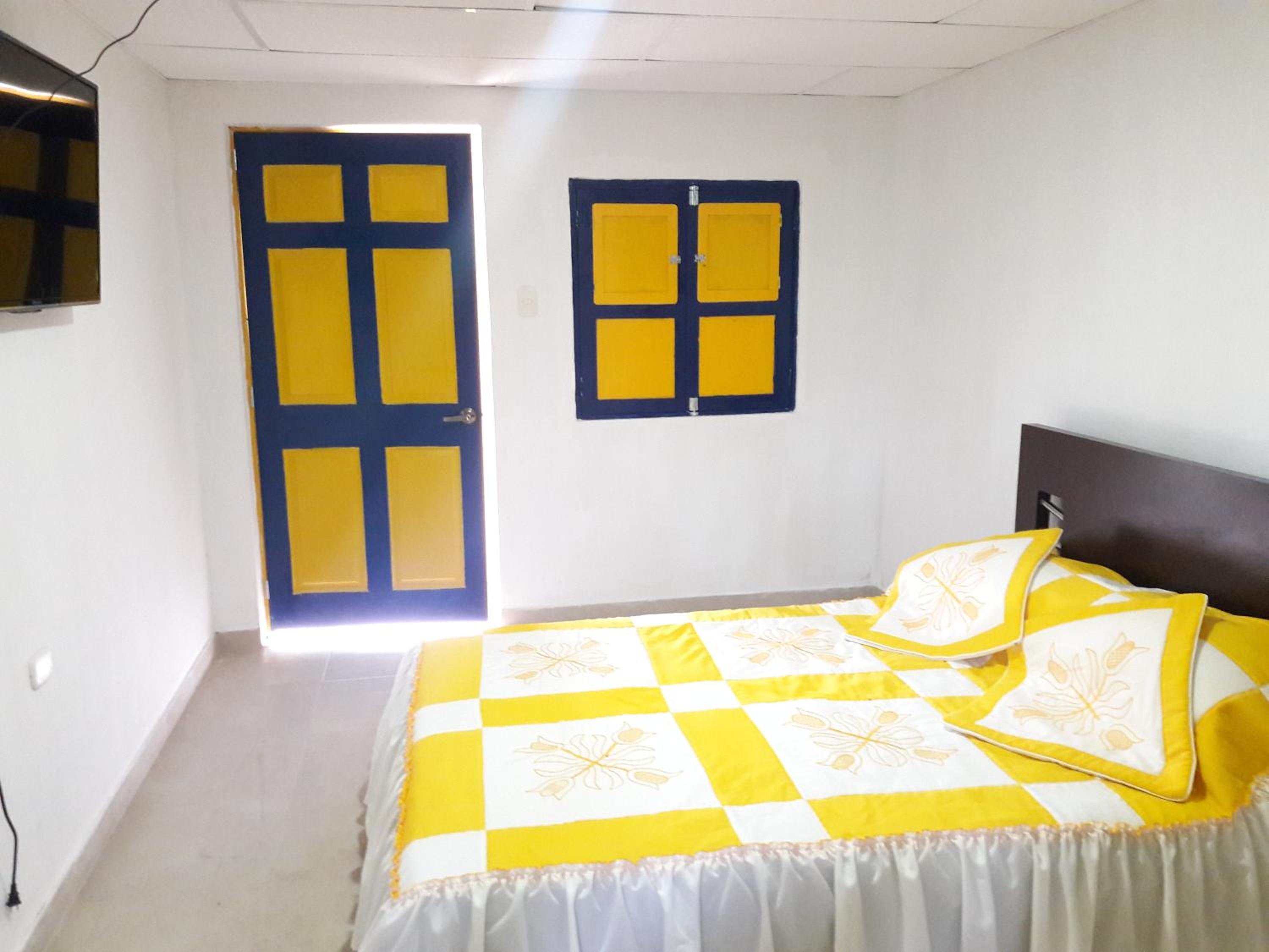 Triple Room With Private Bathroom photo 1