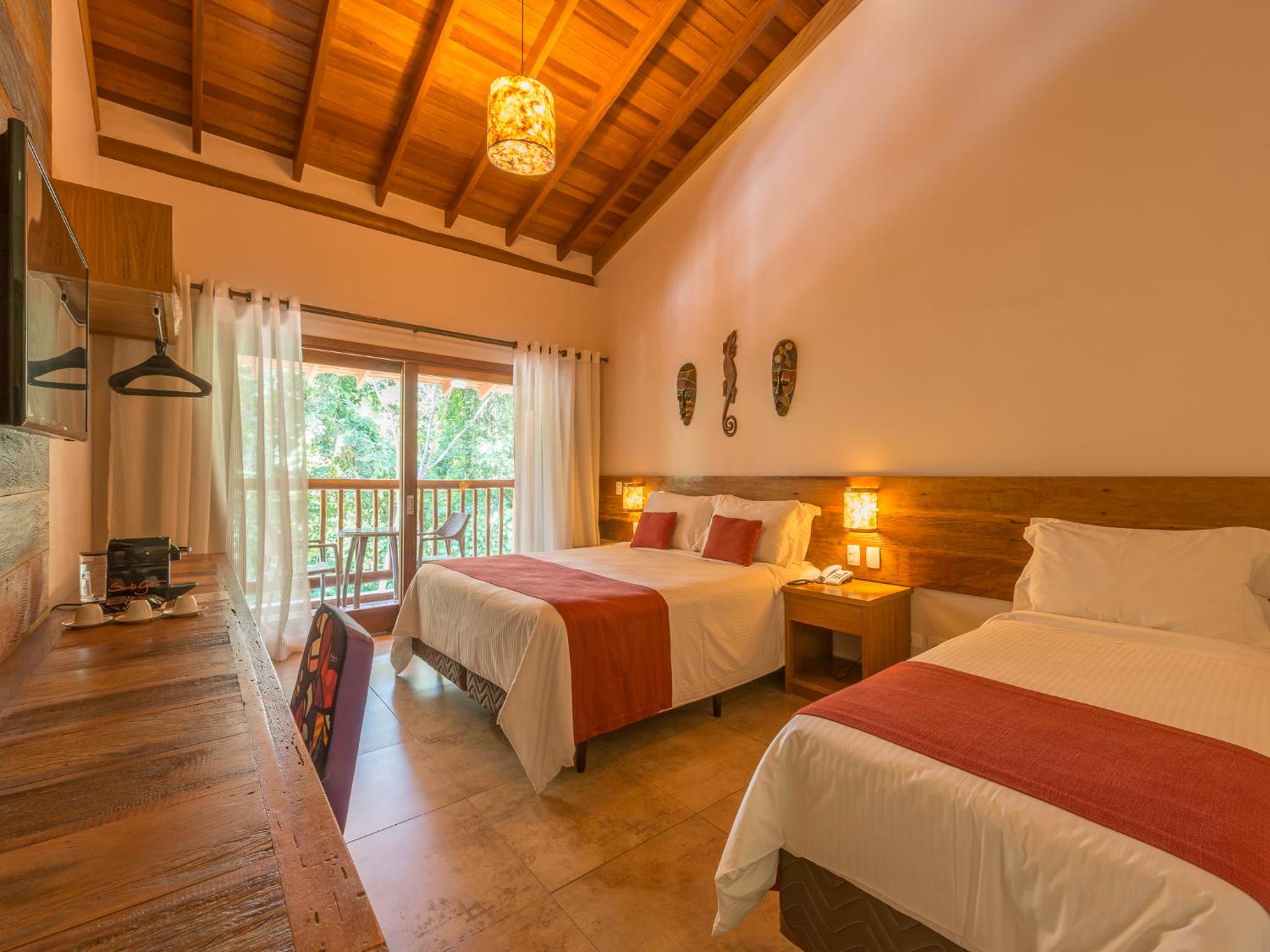 Suite with Balcony photo 1