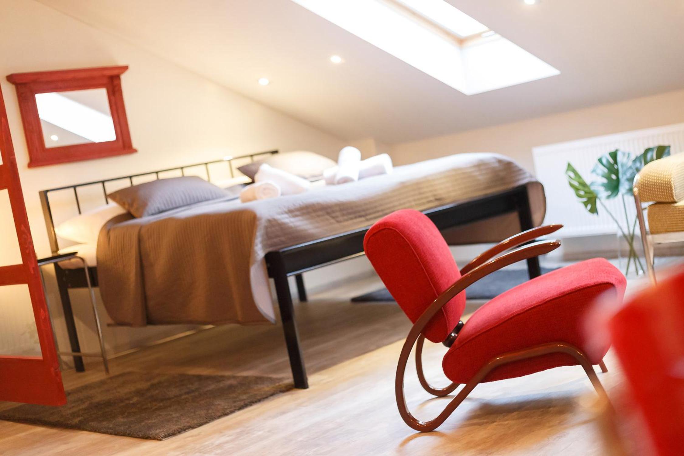 Deluxe Apartment