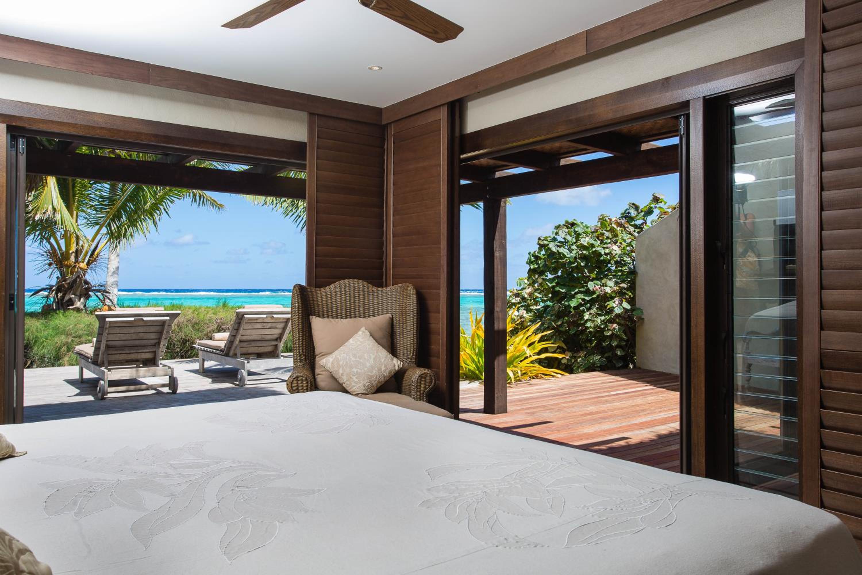 Presidential Beachfront Villa (Three Bedroom)