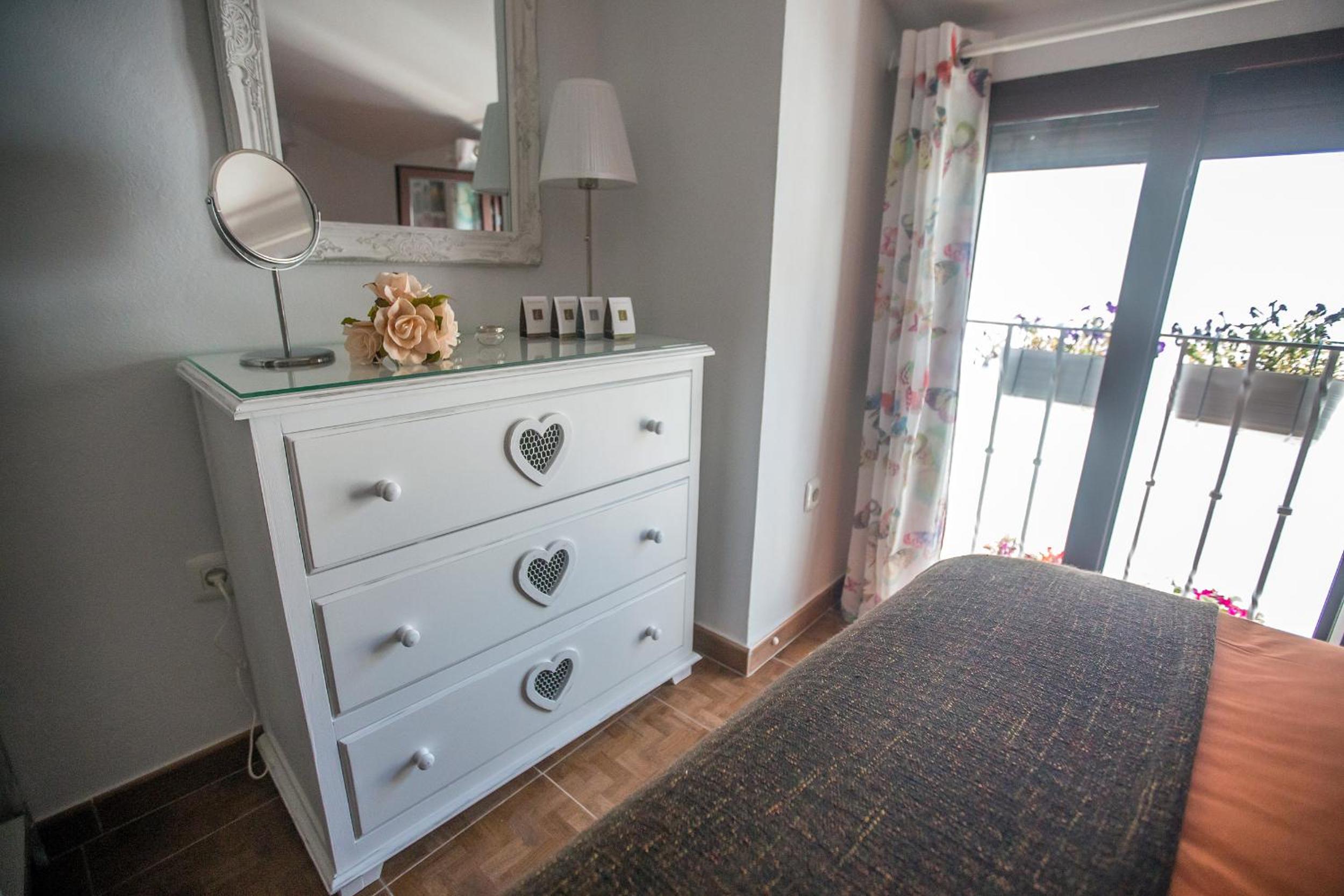 Two-Bedroom Apartment - Photo 12