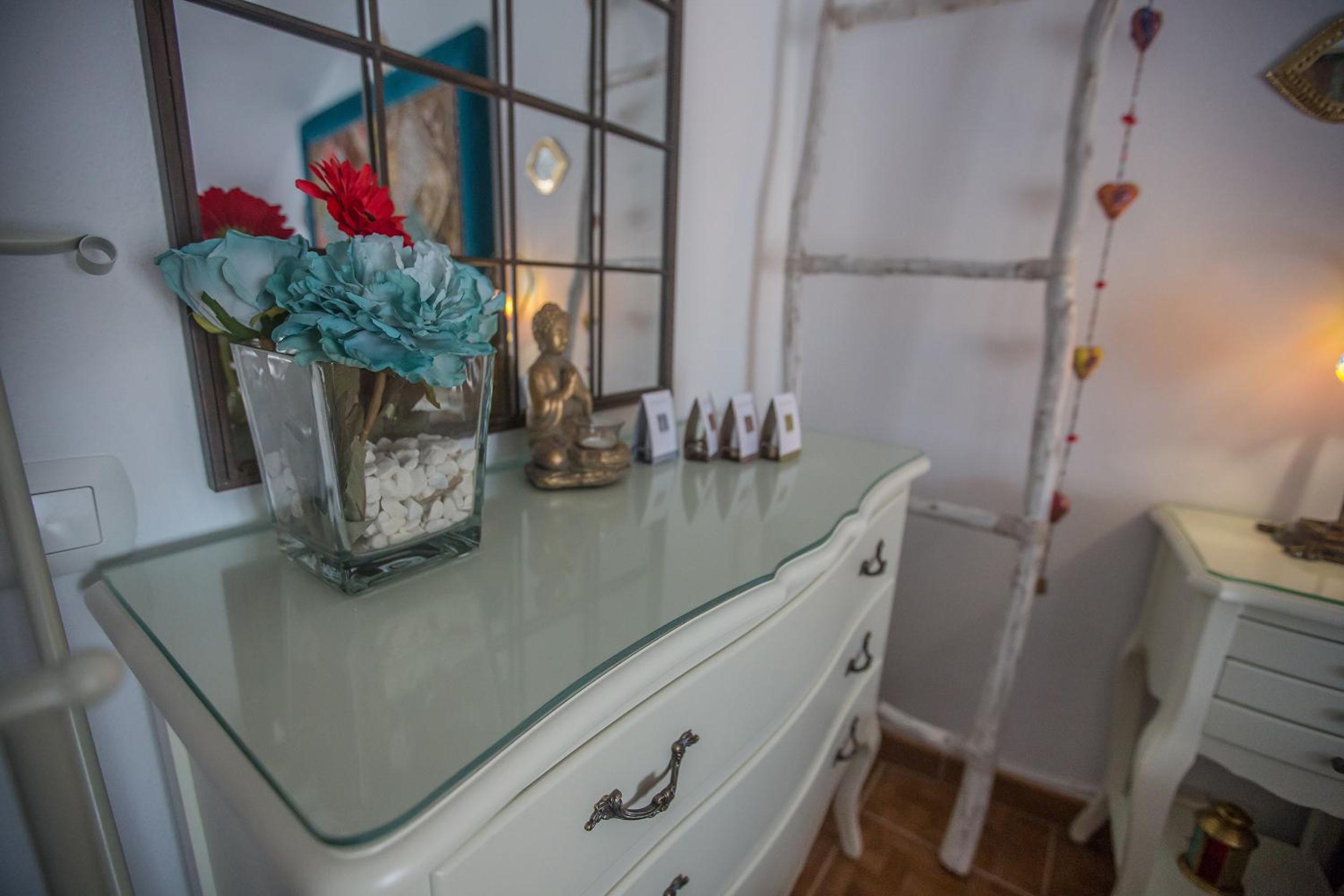 Two-Bedroom Apartment - Photo 4