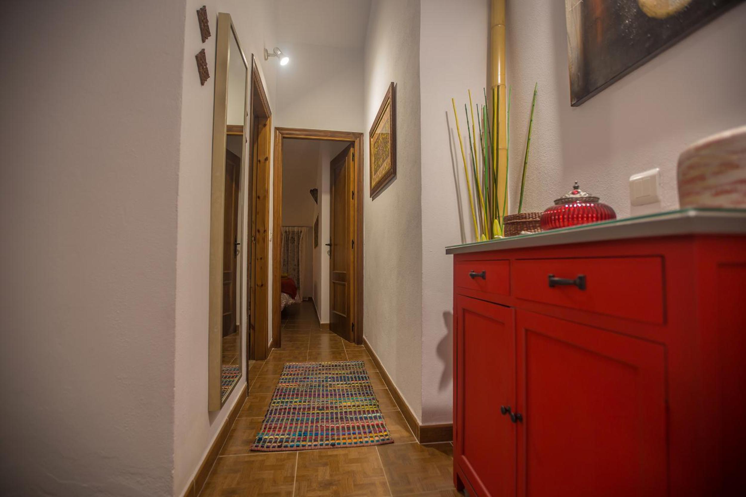 Two-Bedroom Apartment - Photo 16