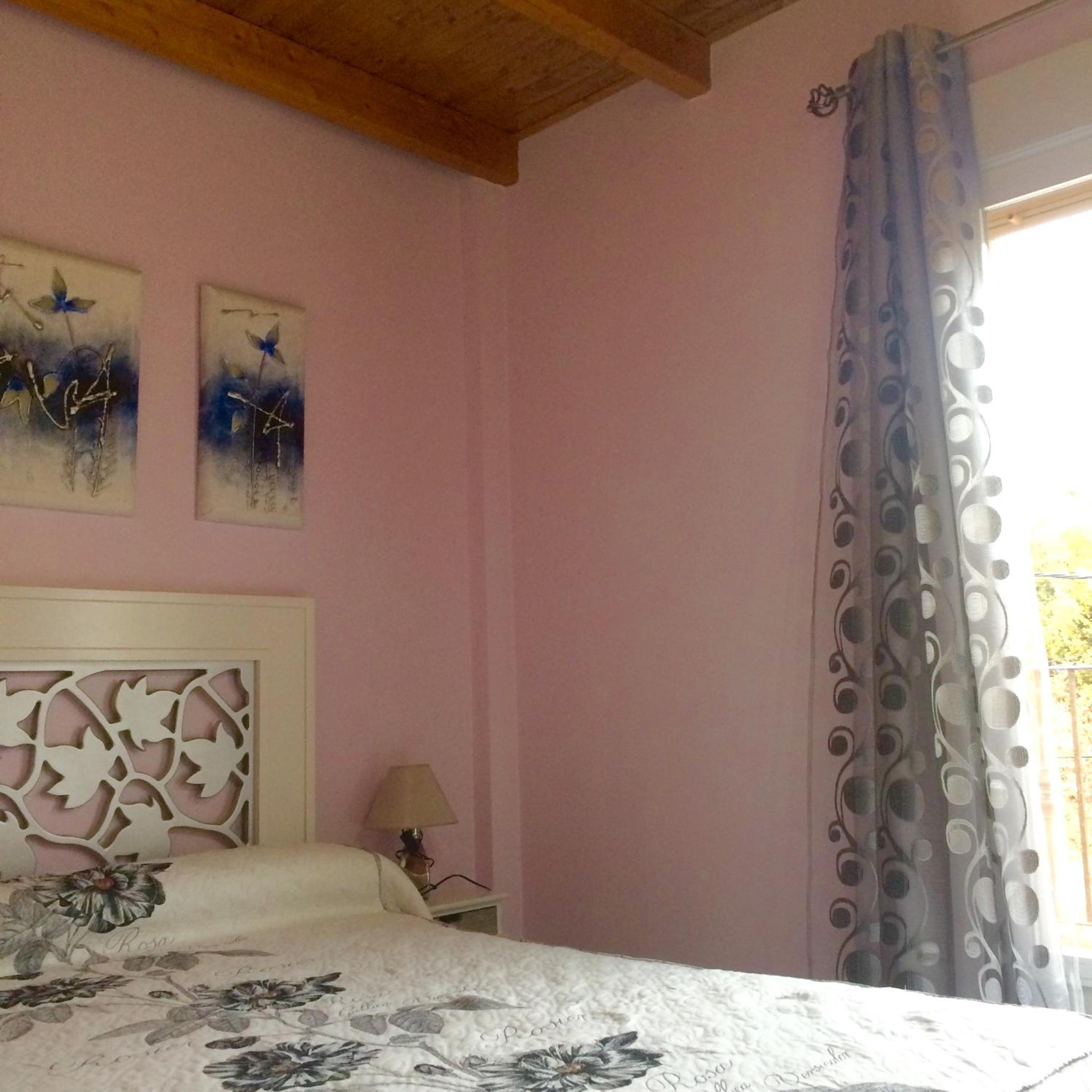 Double or Twin Room - Photo 9