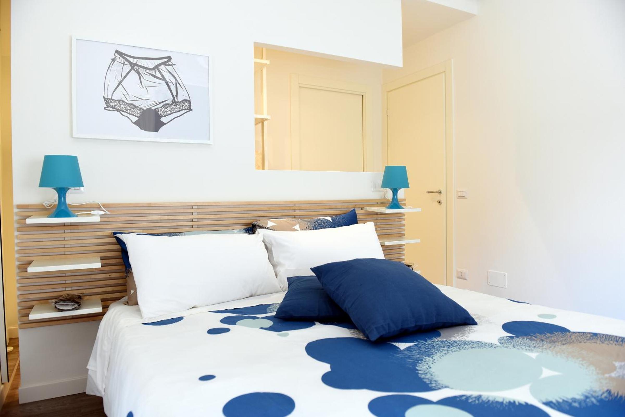 One-Bedroom Apartment - Photo 10