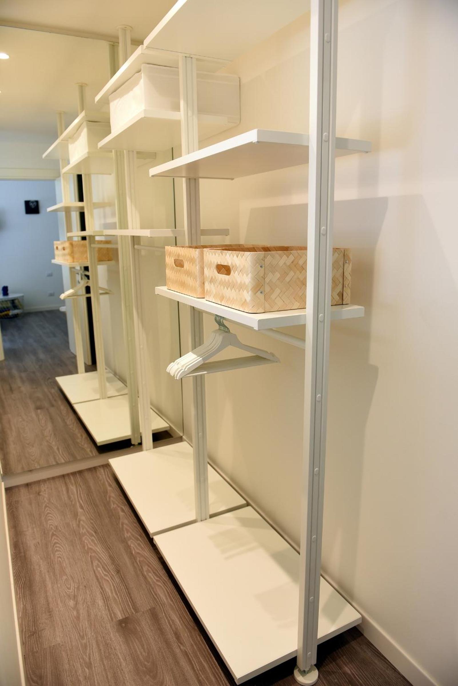 One-Bedroom Apartment - Photo 11