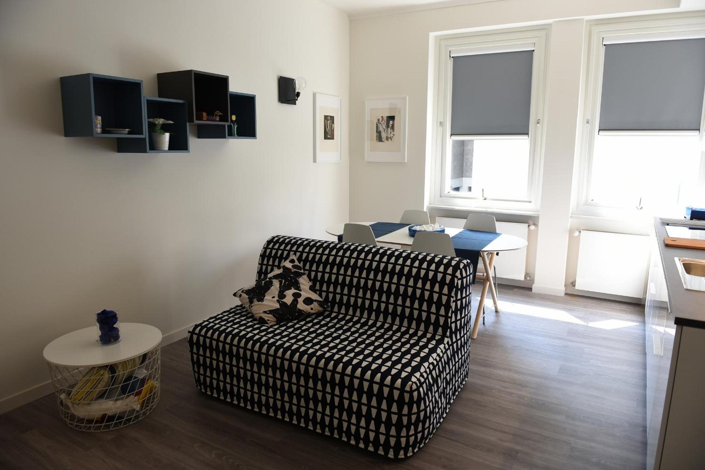 One-Bedroom Apartment - Photo 15