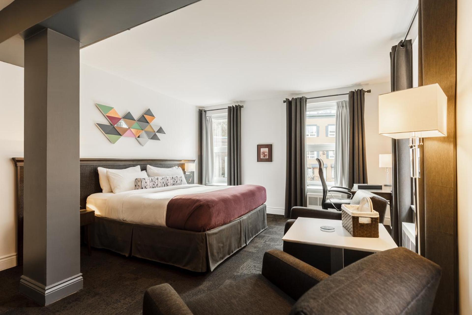 Superior King Room - Photo 2