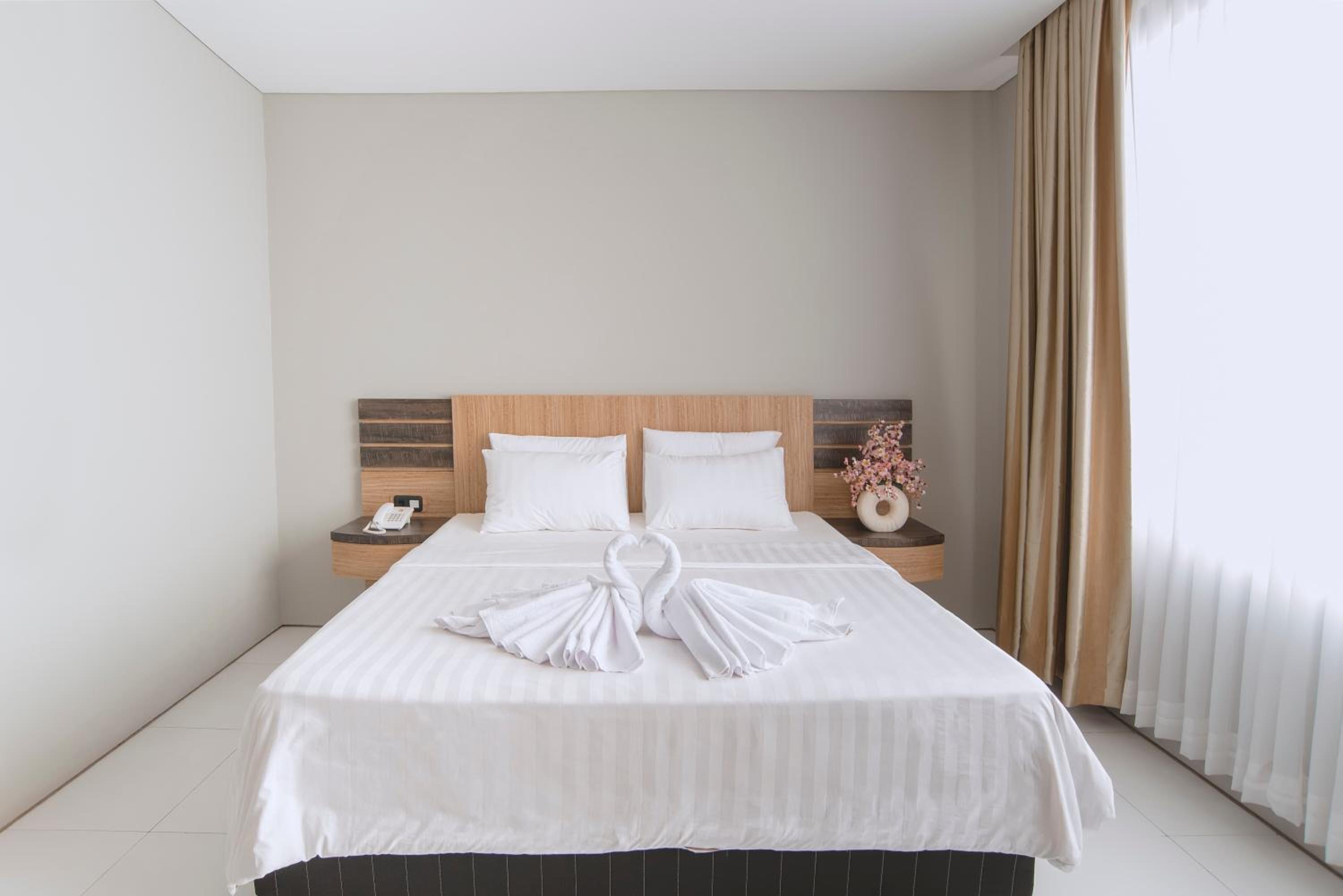 Executive King Room - Photo 1