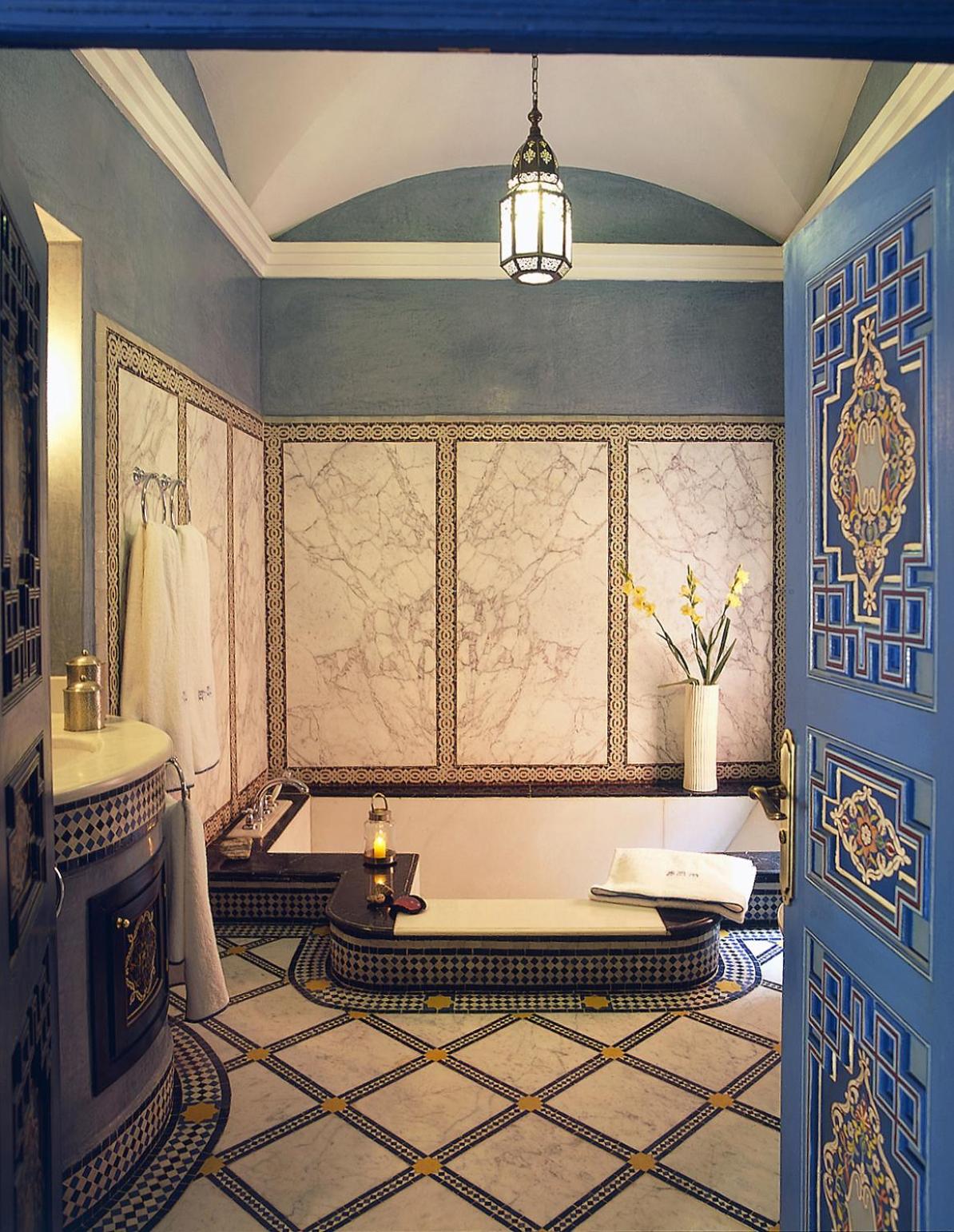 Al Azrak Suite