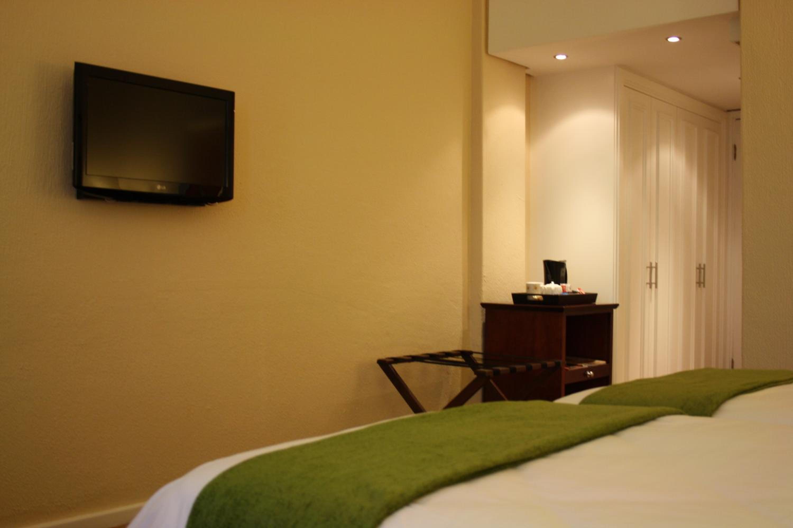 Standard Room Twin Beds Smoking photo 1