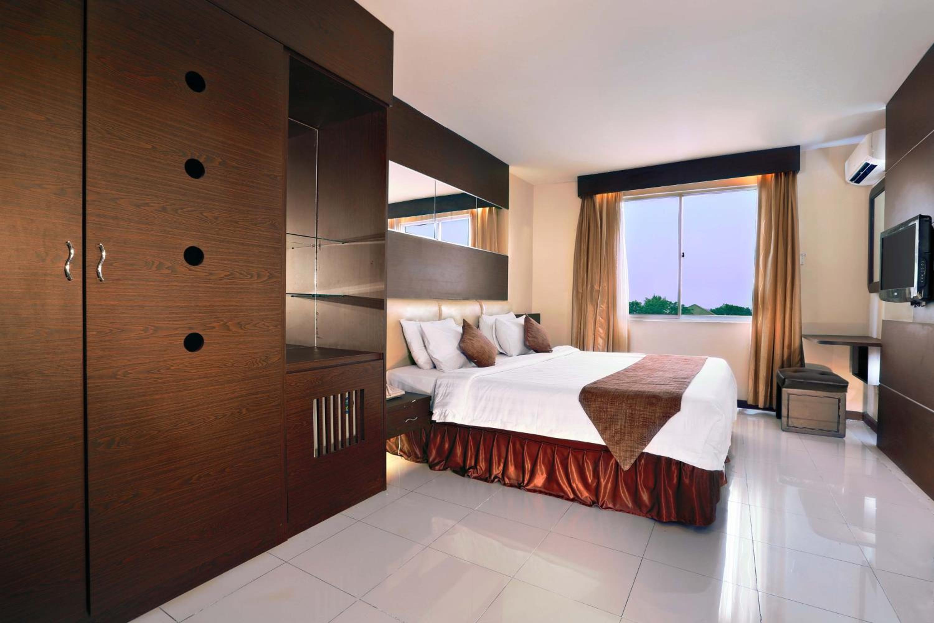 Karimun Suite photo 1