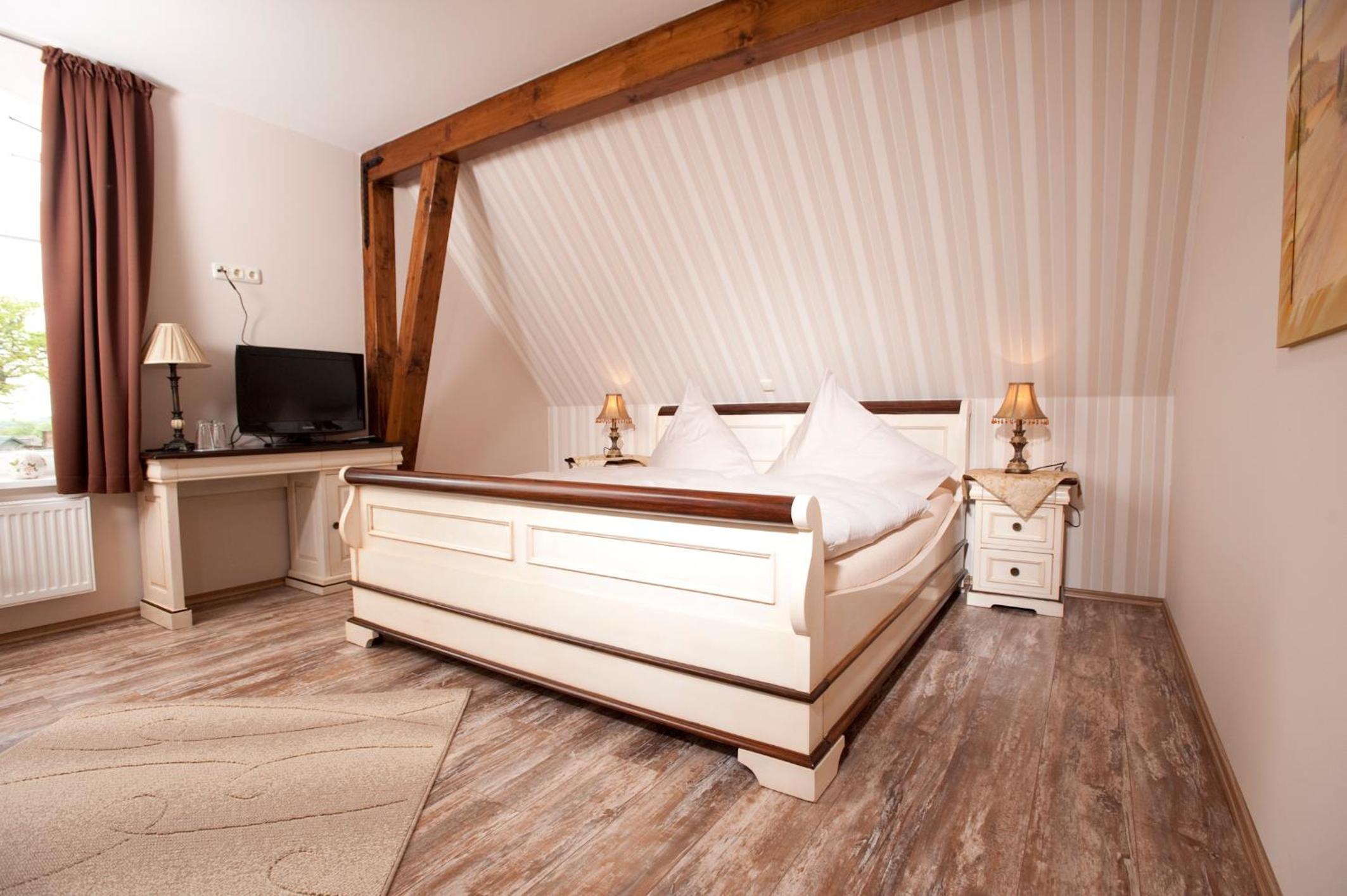 Double Room - Photo 4