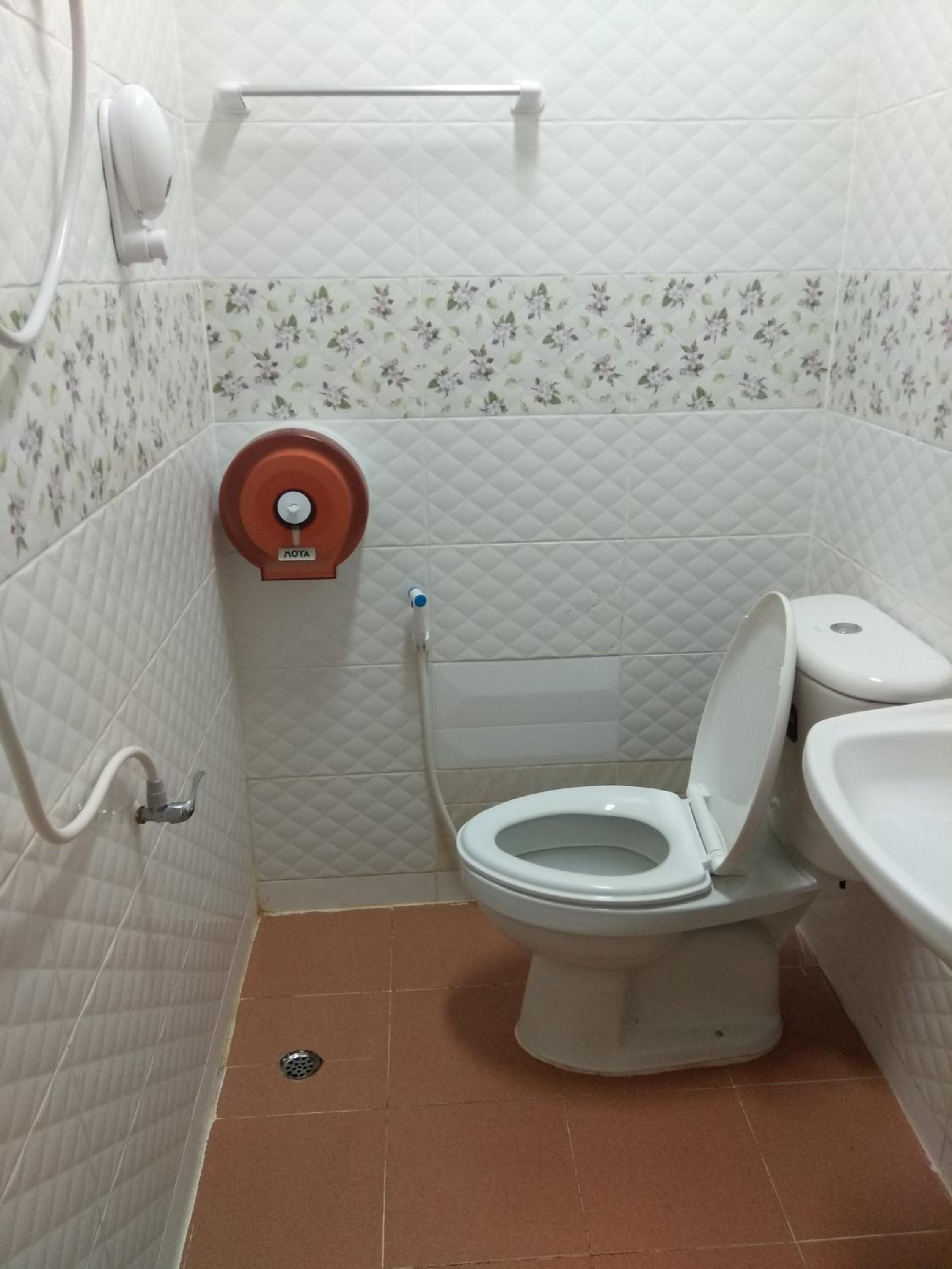 Twin Room with Bathroom — the supplier's photographs — photo 5