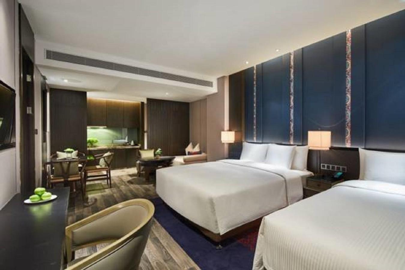 Suite with Balcony