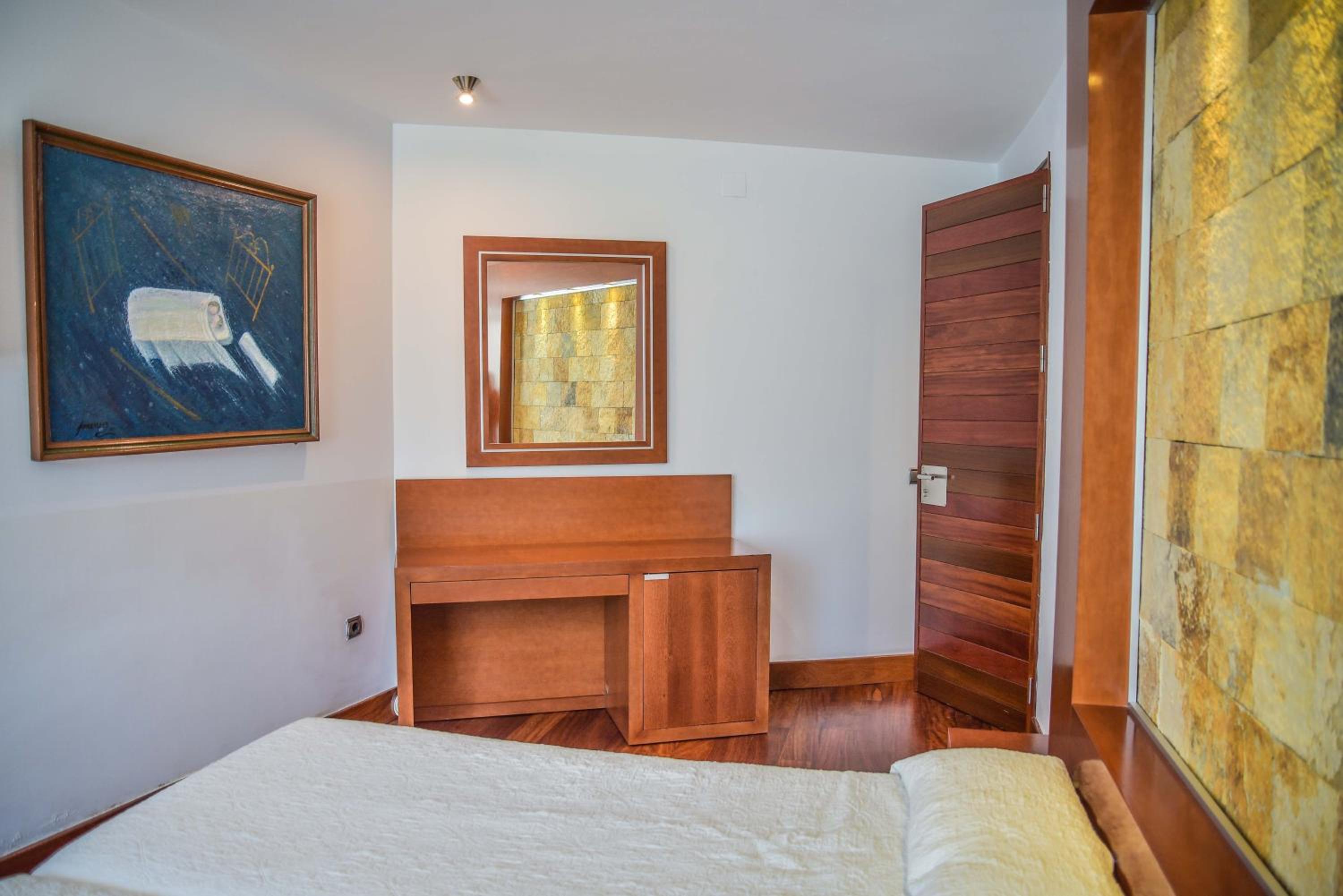 Superior Double Room - Photo 11