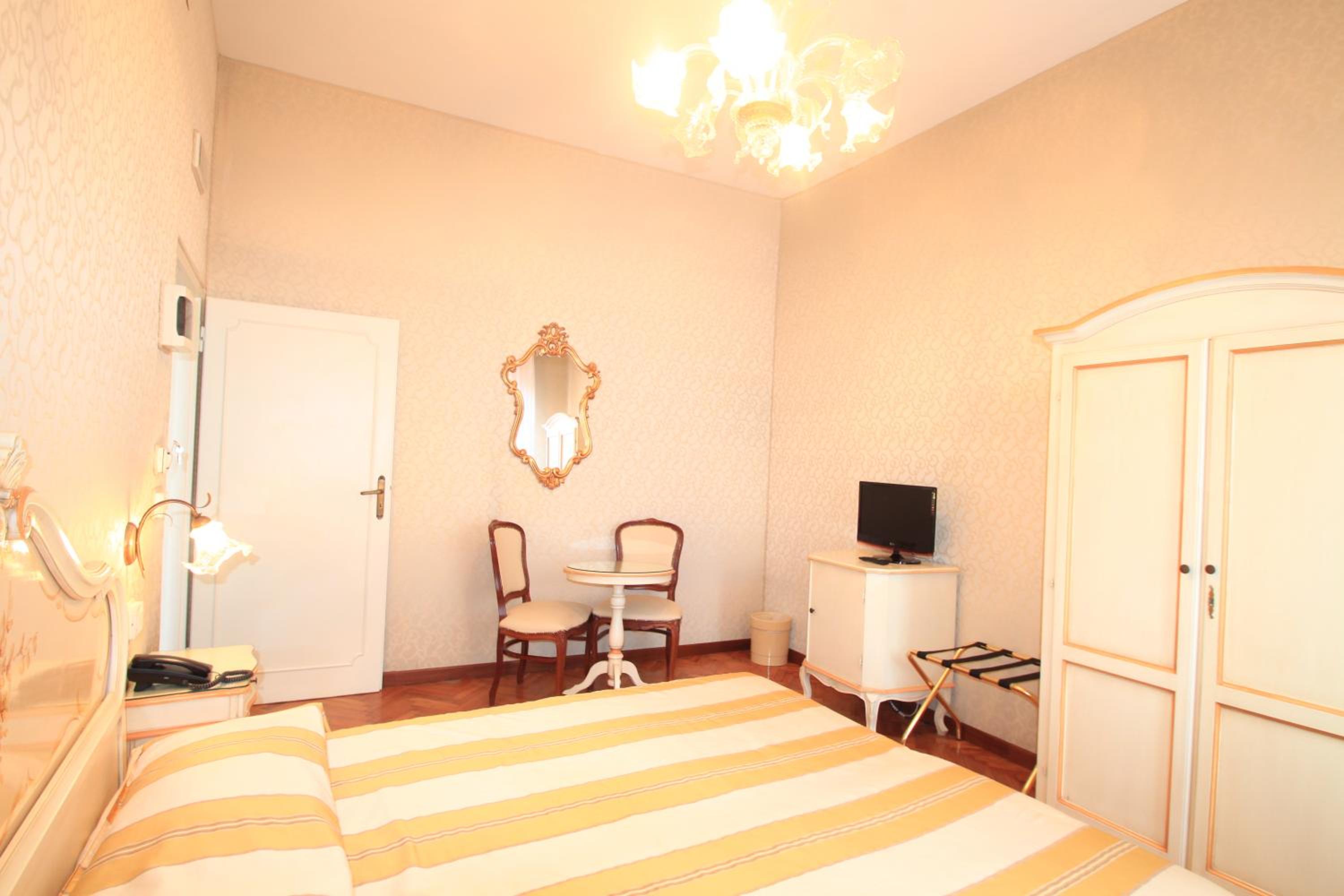 Triple Room photo 3