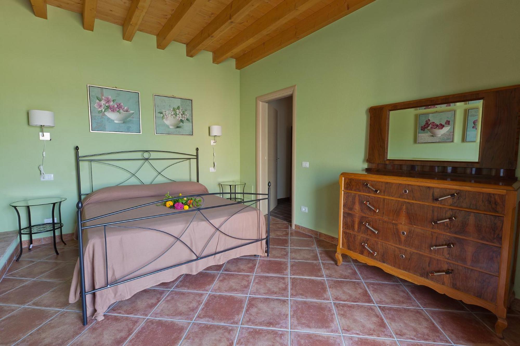 Double Room - Photo 1