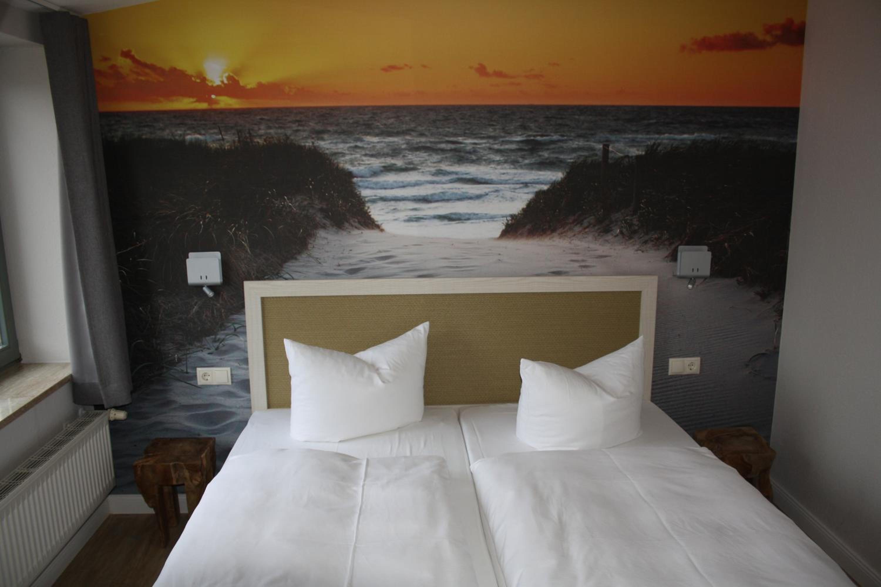 Double Room with Balcony photo 3
