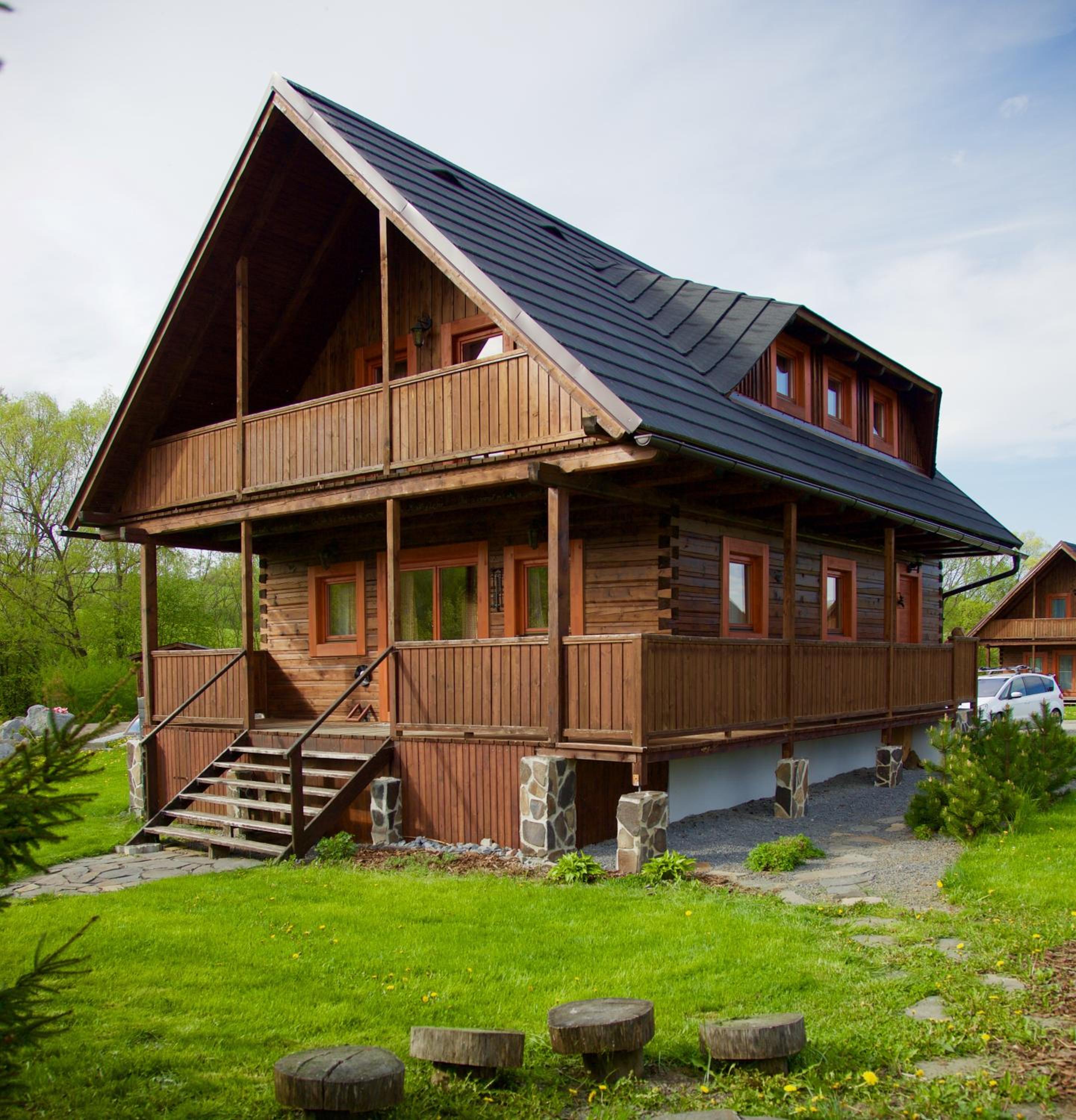 Three-Bedroom Chalet - Photo 2