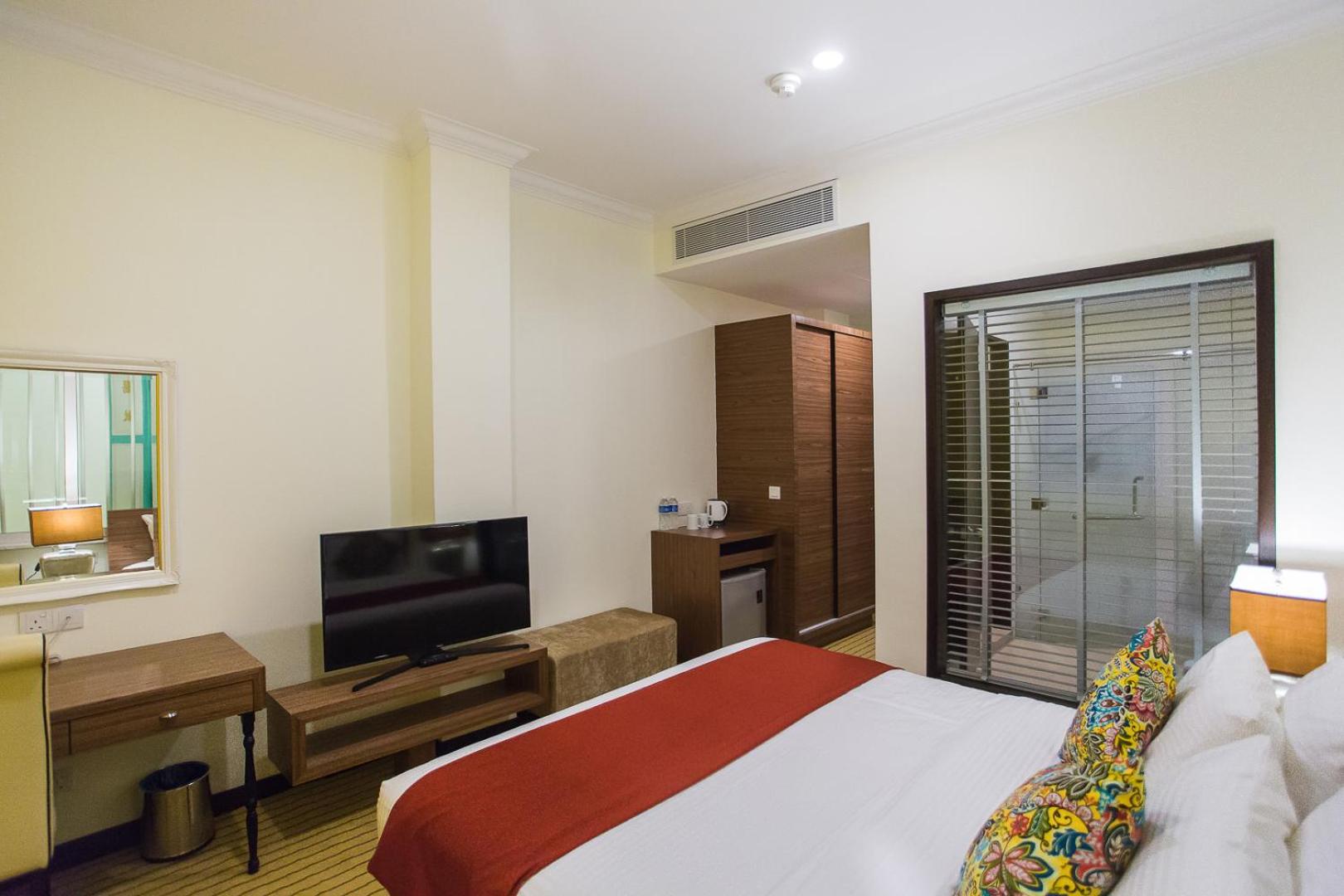 Advantage Room