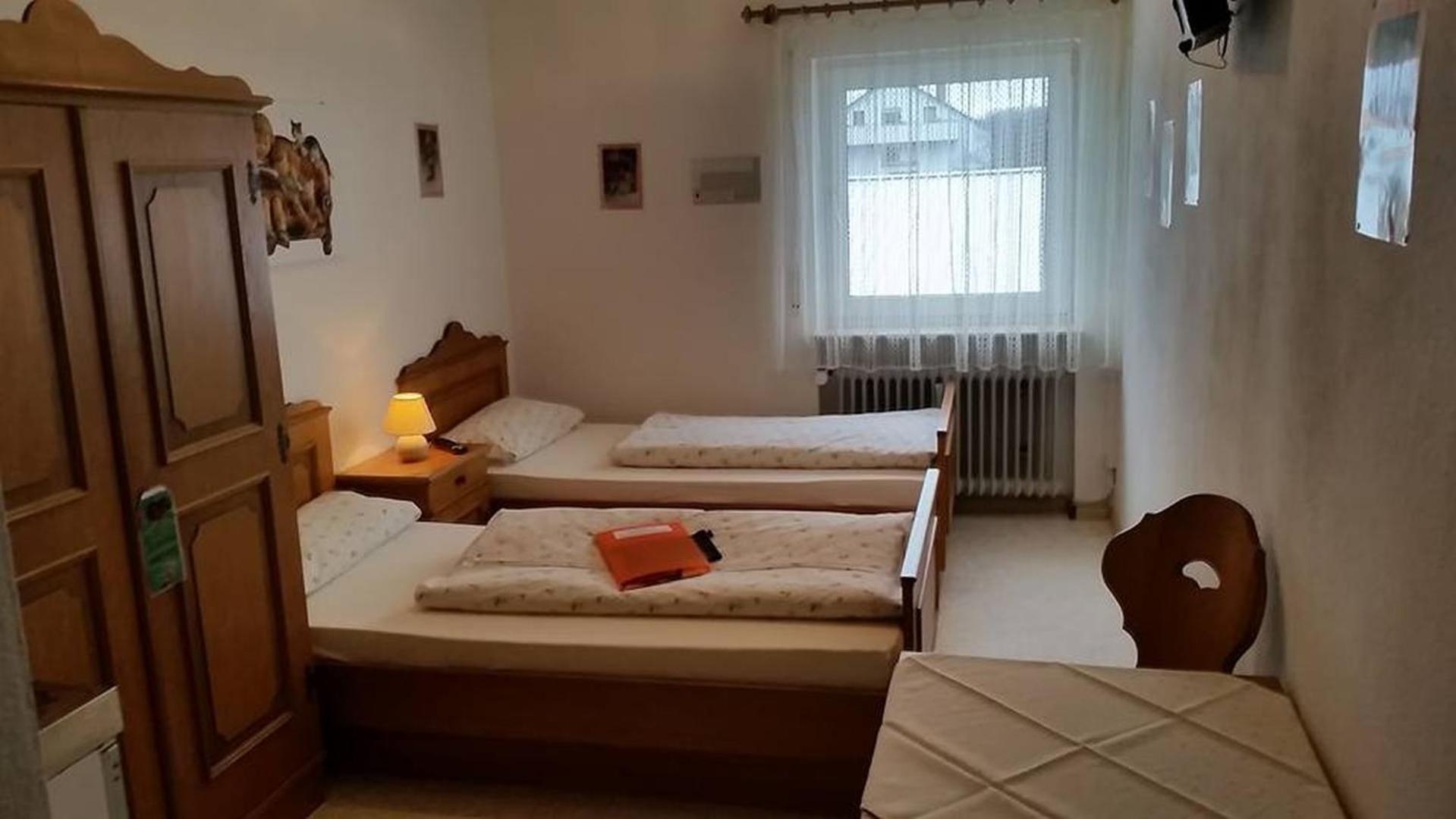 Double Room with Shower - Photo 35
