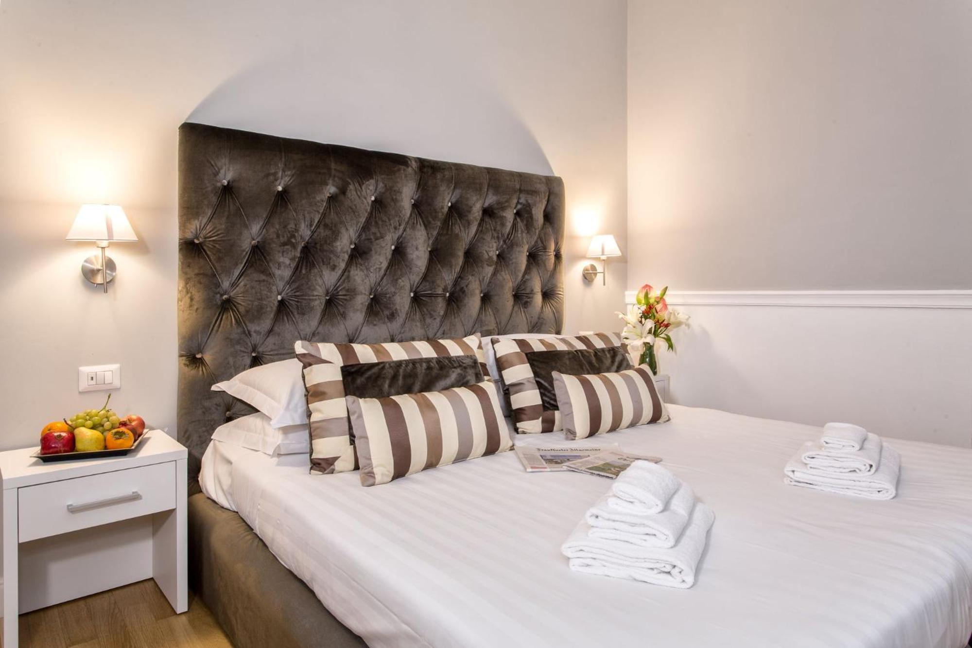 Deluxe Double Room photo 2
