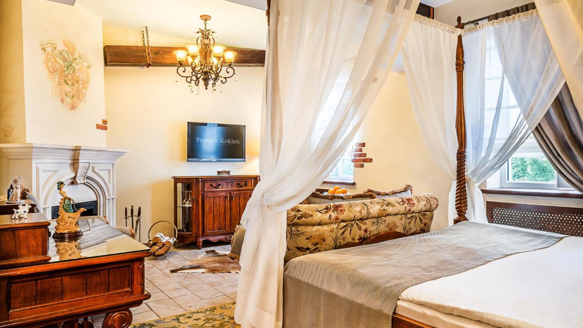 Junior Suite with Fireplace photo 2