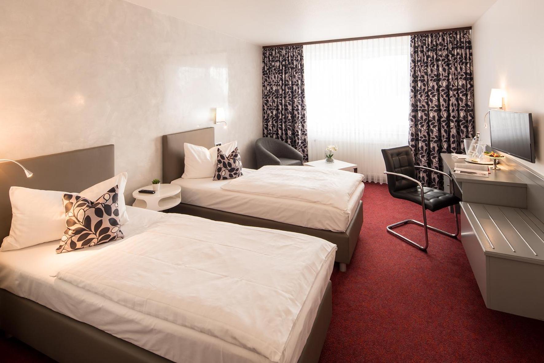 Economy Double Or Twin Room photo 2