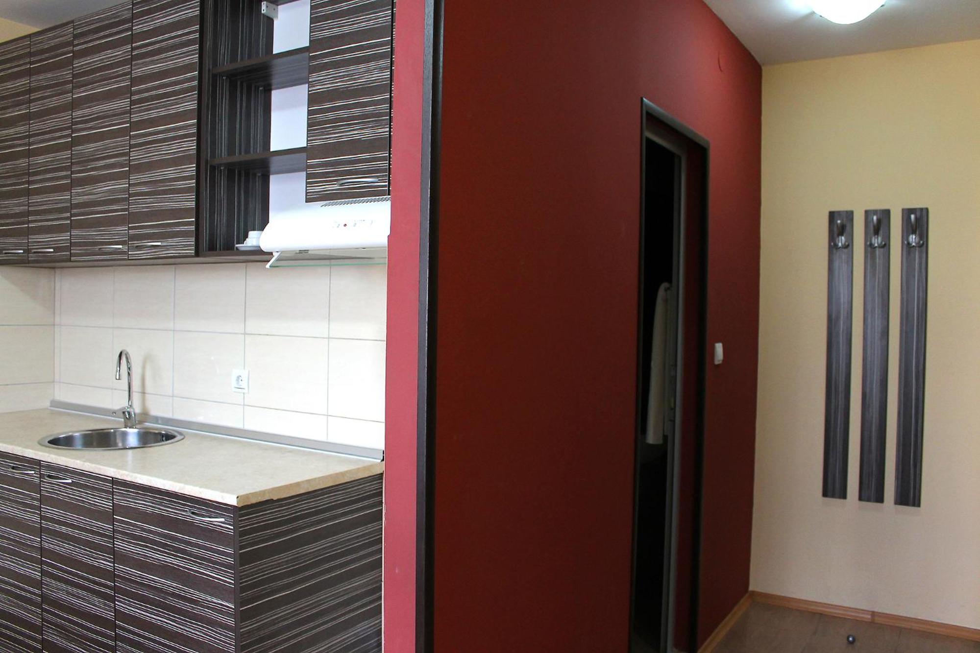 Studio - Photo 4