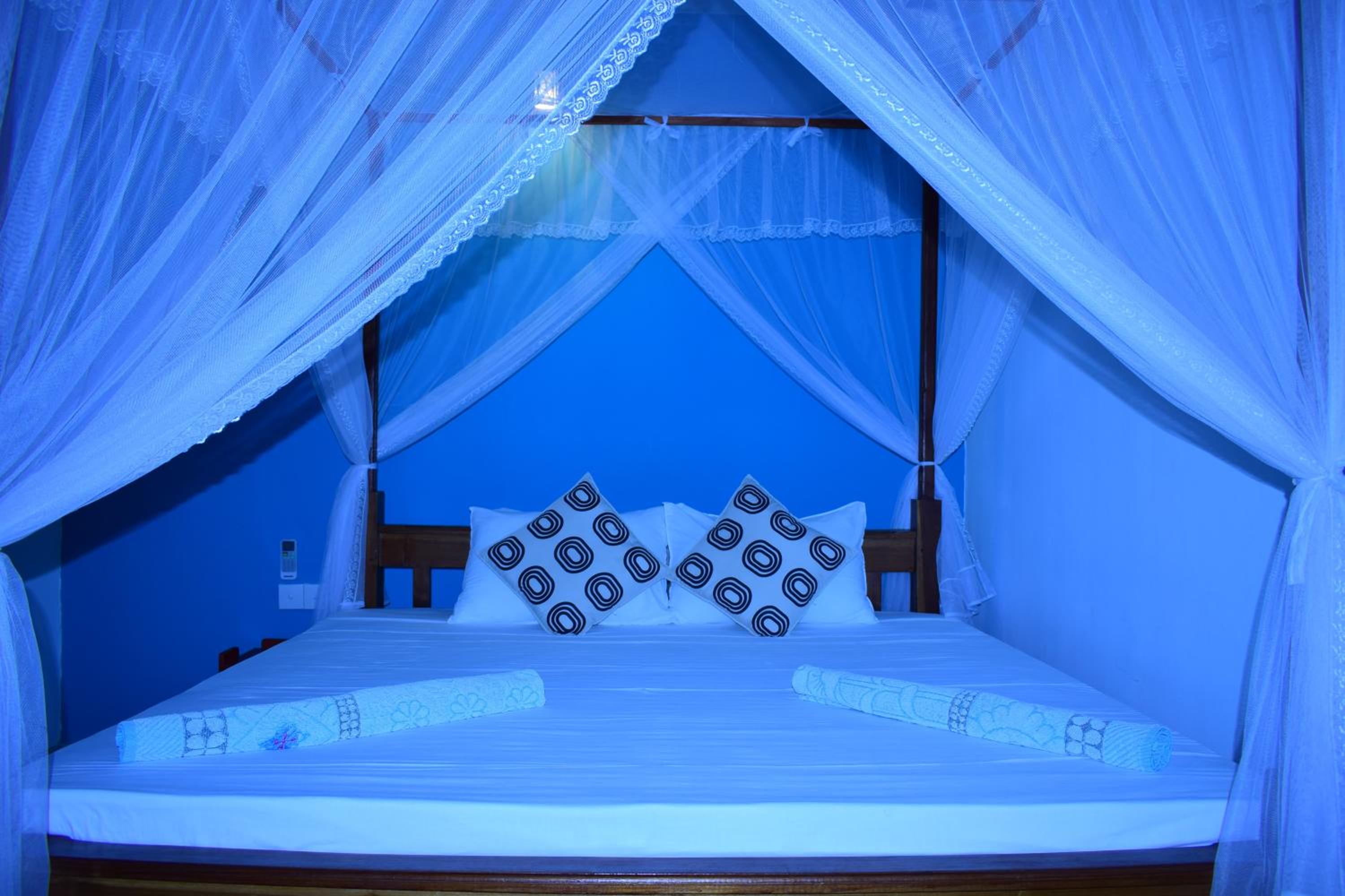 Deluxe Double Room With Two Double Beds photo 2