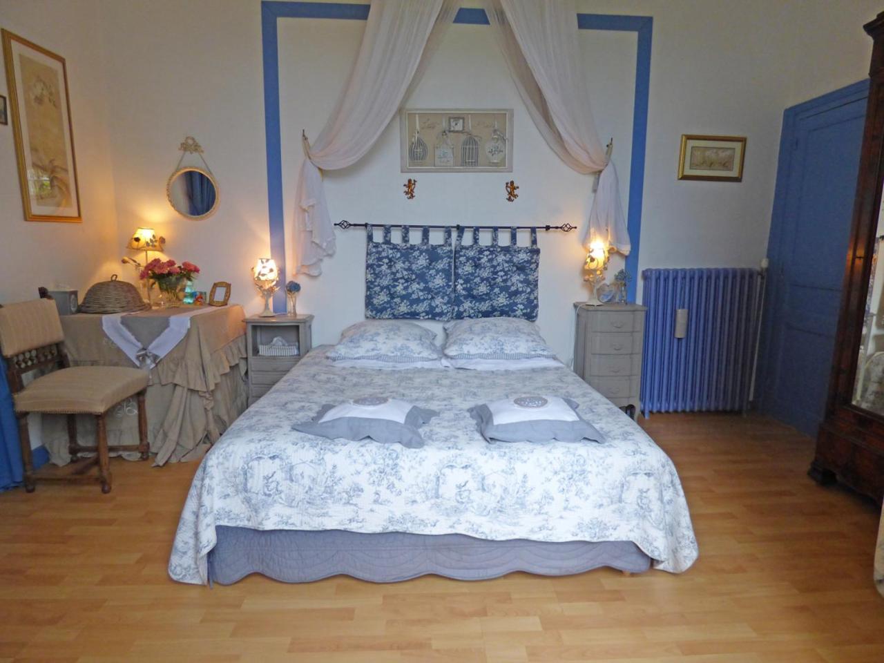 Blue Suite photo 2