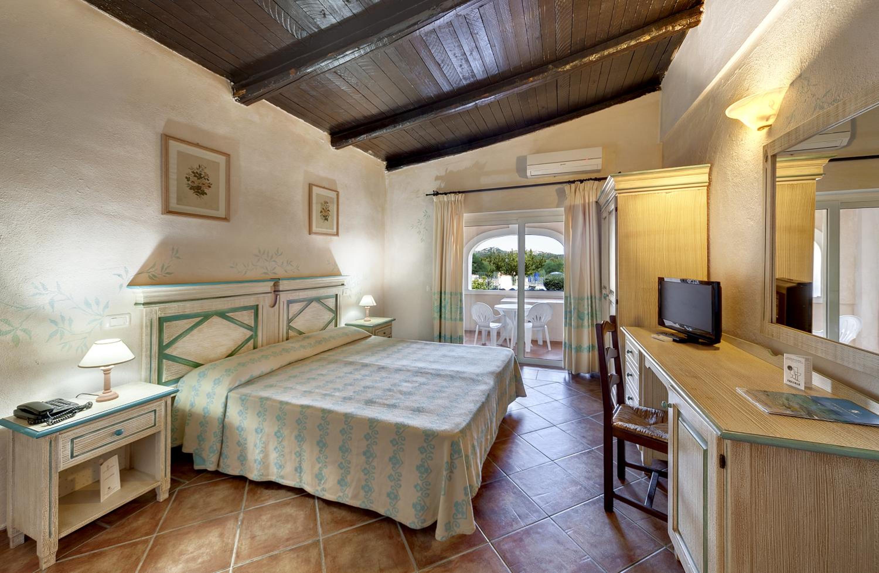 Standard Double Room with Balcony - Photo 1