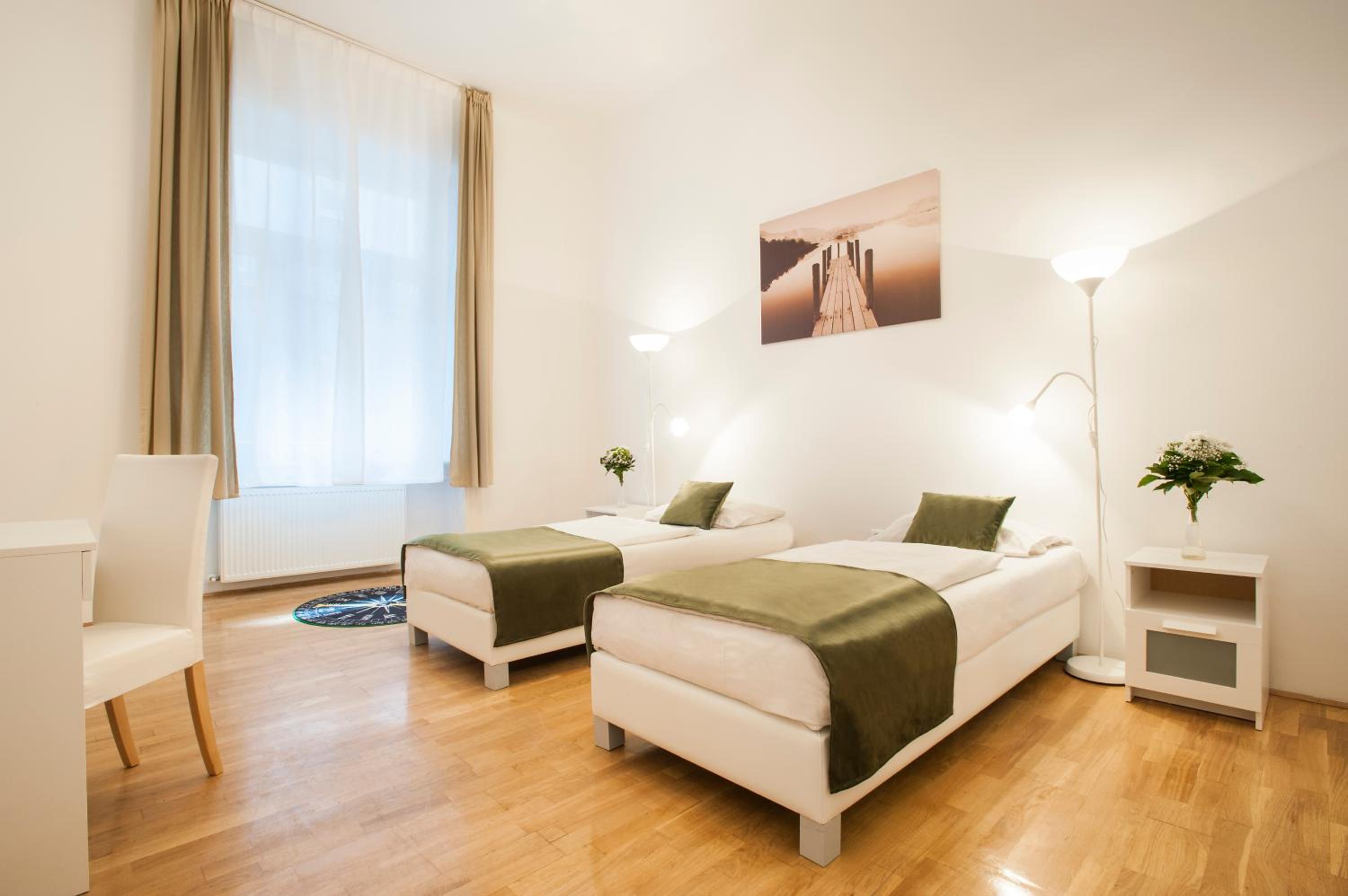 Superior Two-Bedroom Apartment - Photo 9