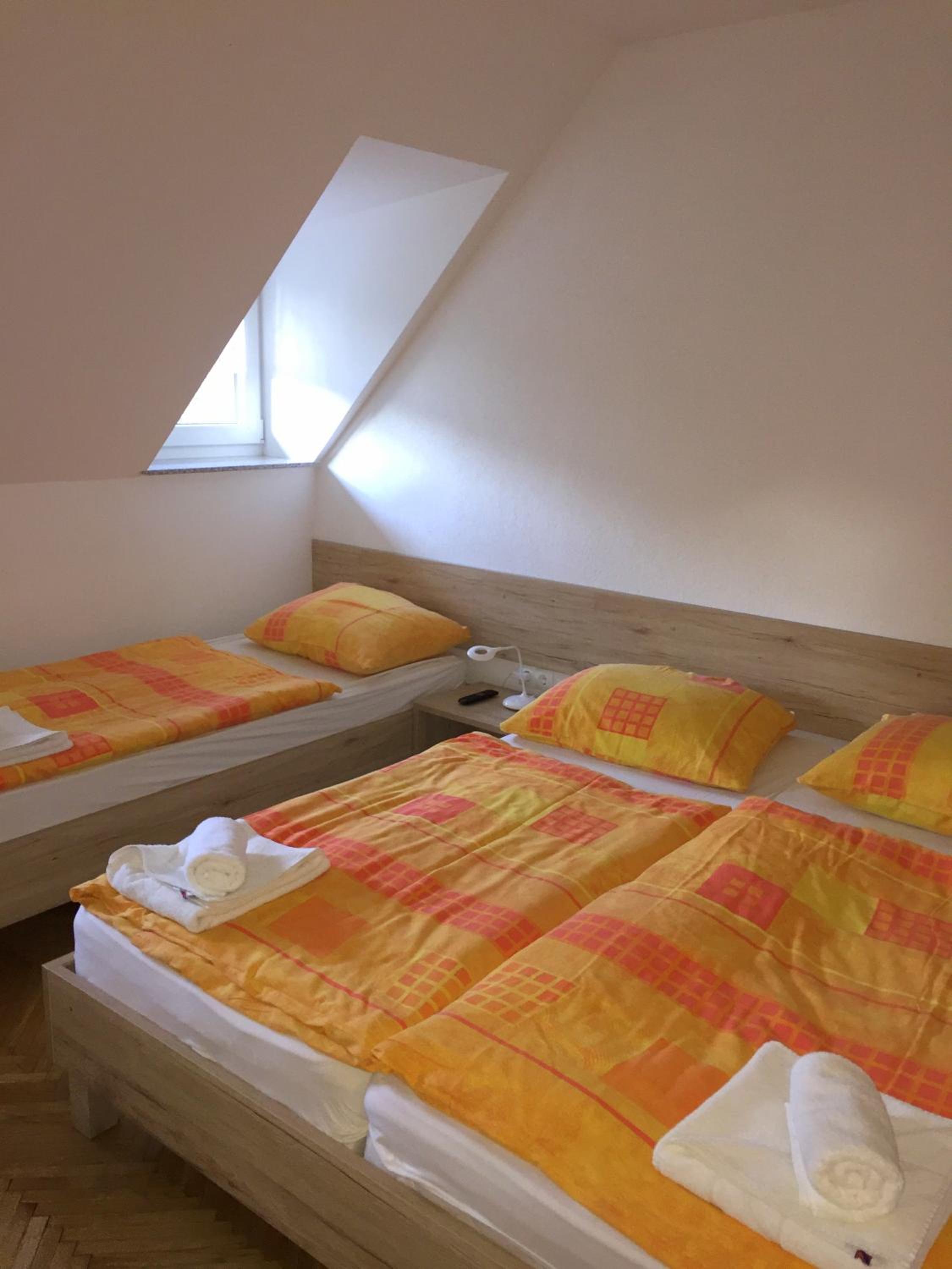 One-Bedroom Apartment - Photo 9