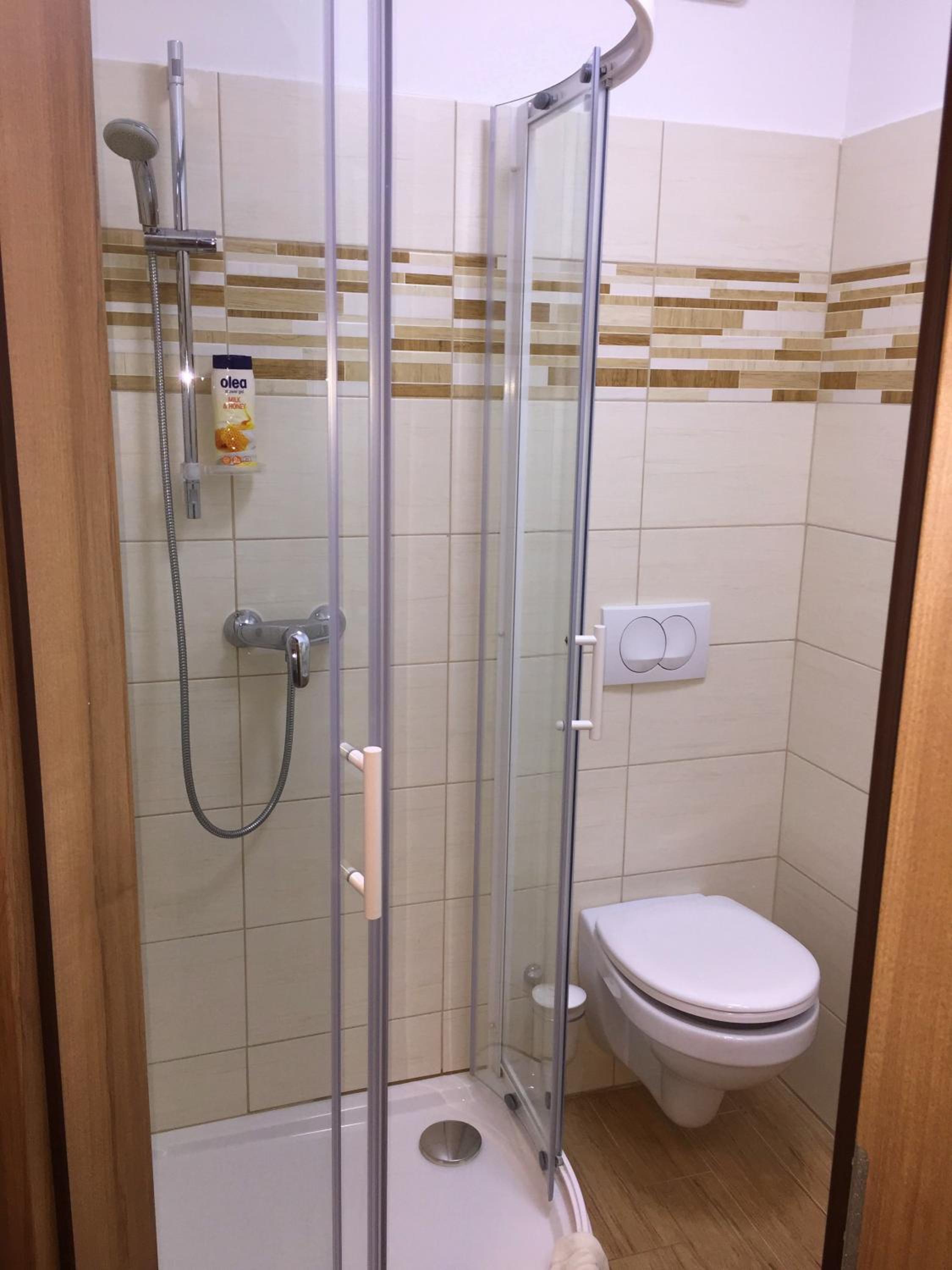 One-Bedroom Apartment - Photo 15