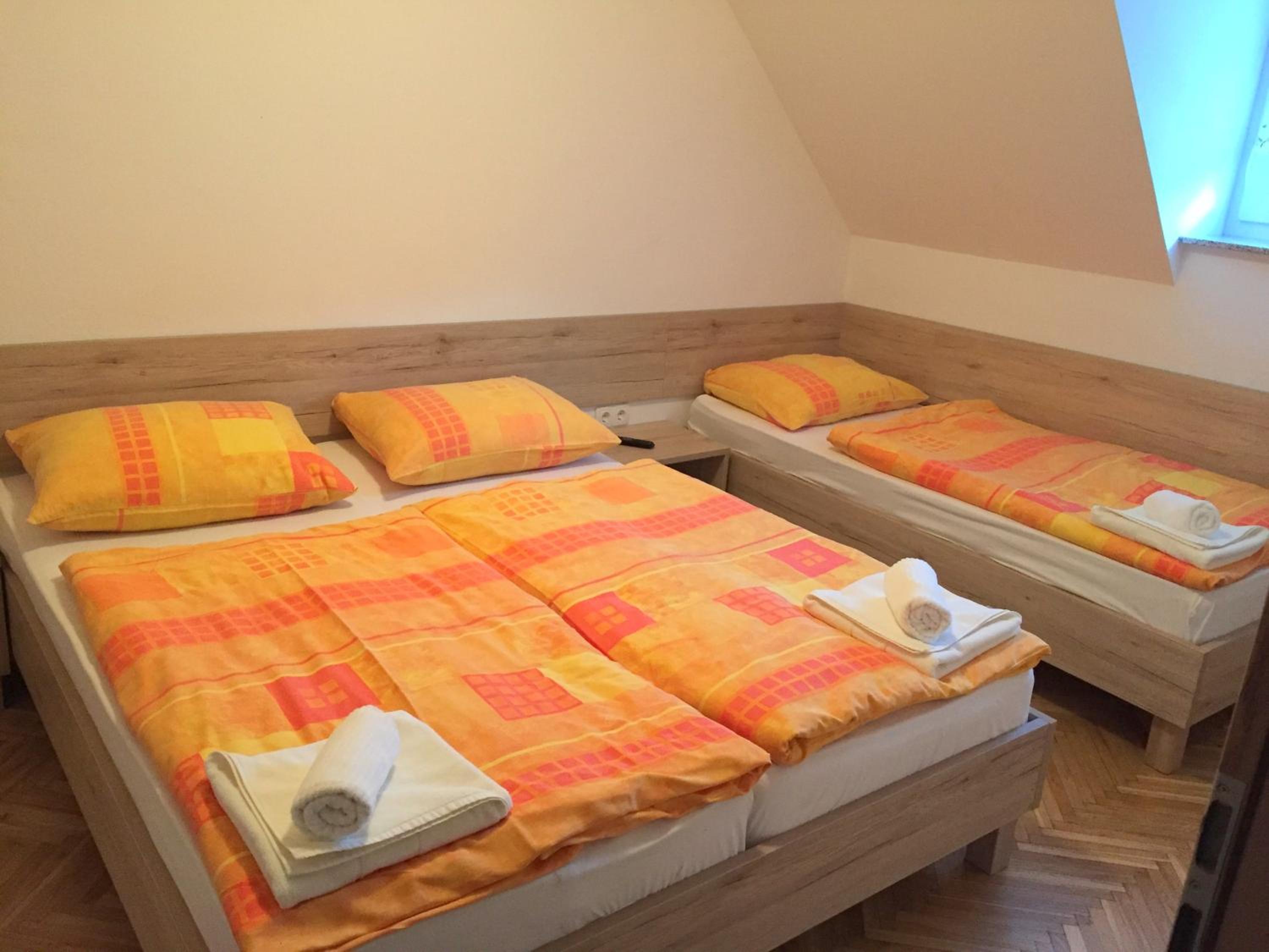 One-Bedroom Apartment - Photo 10
