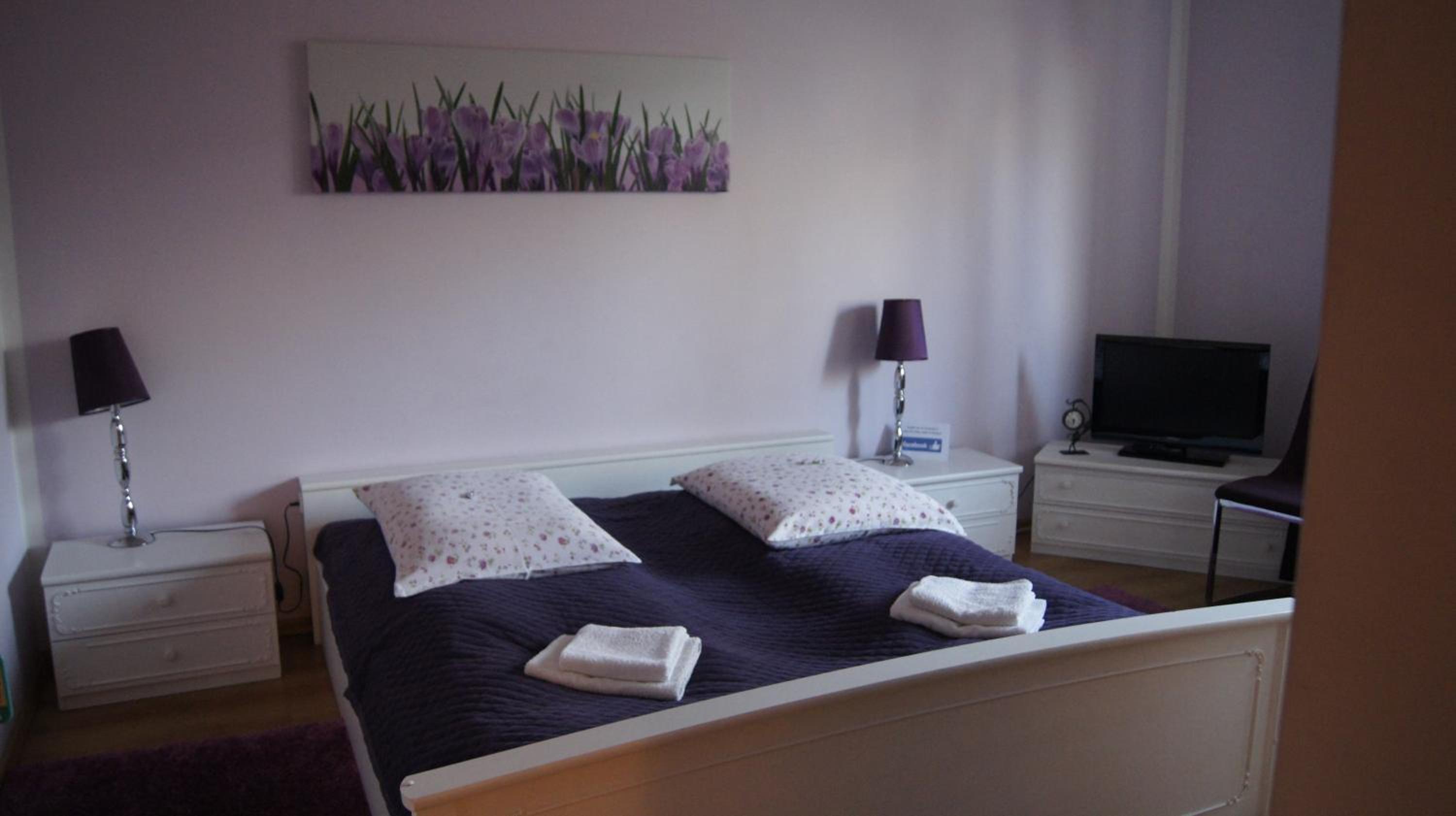 Large Double Room photo 1
