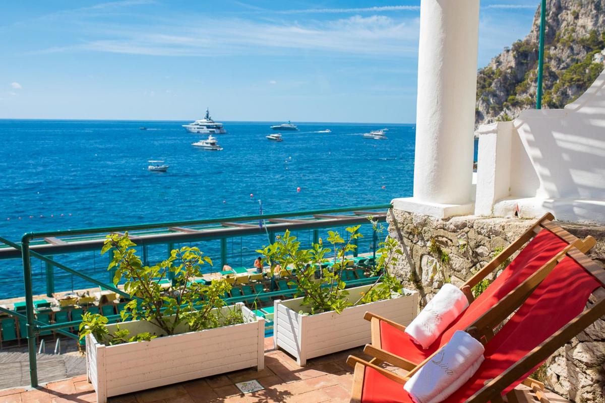 Double Room with Sea View - Photo 2