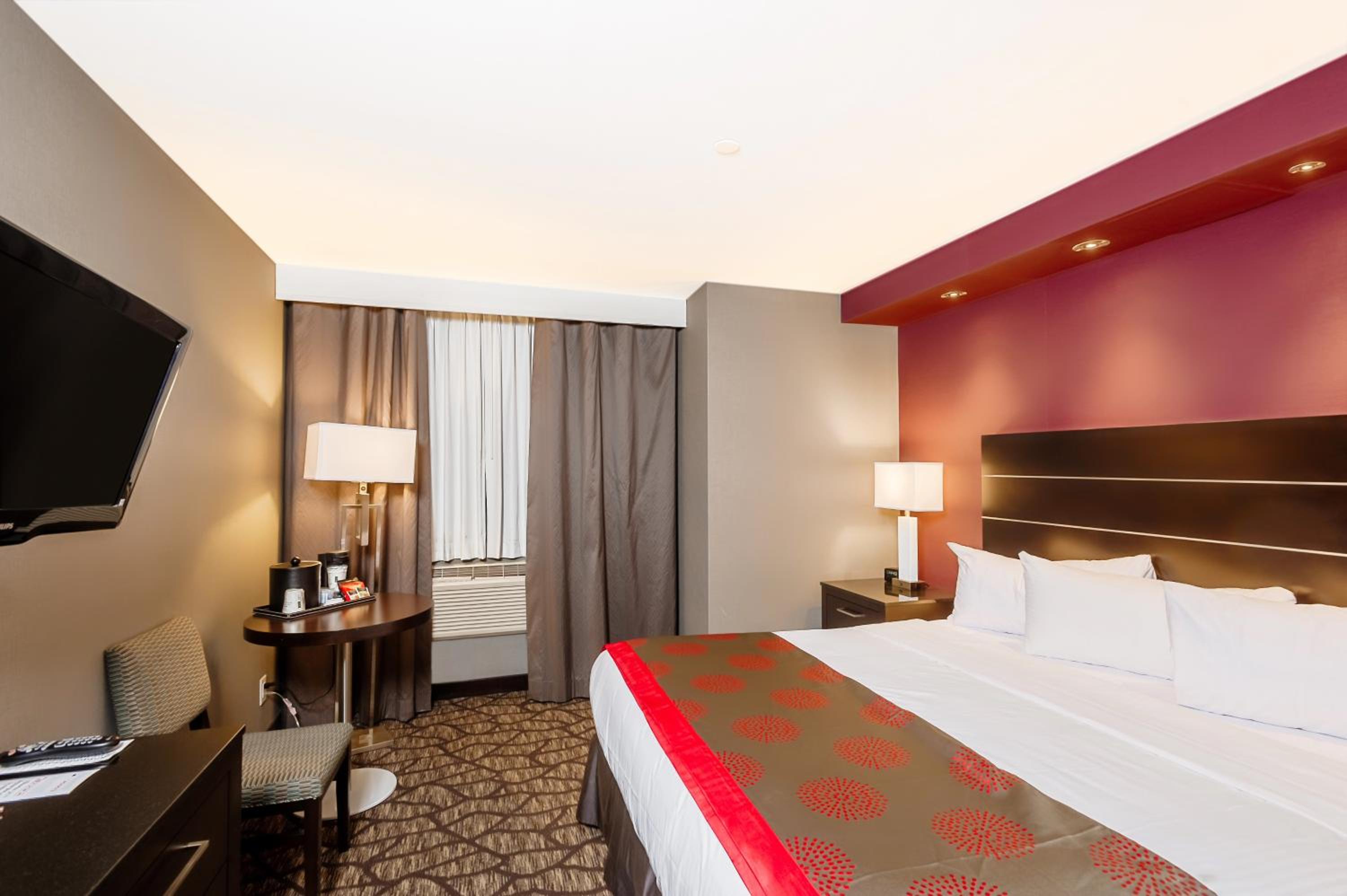 King Room - Mobility Access/Non-Smoking photo 1