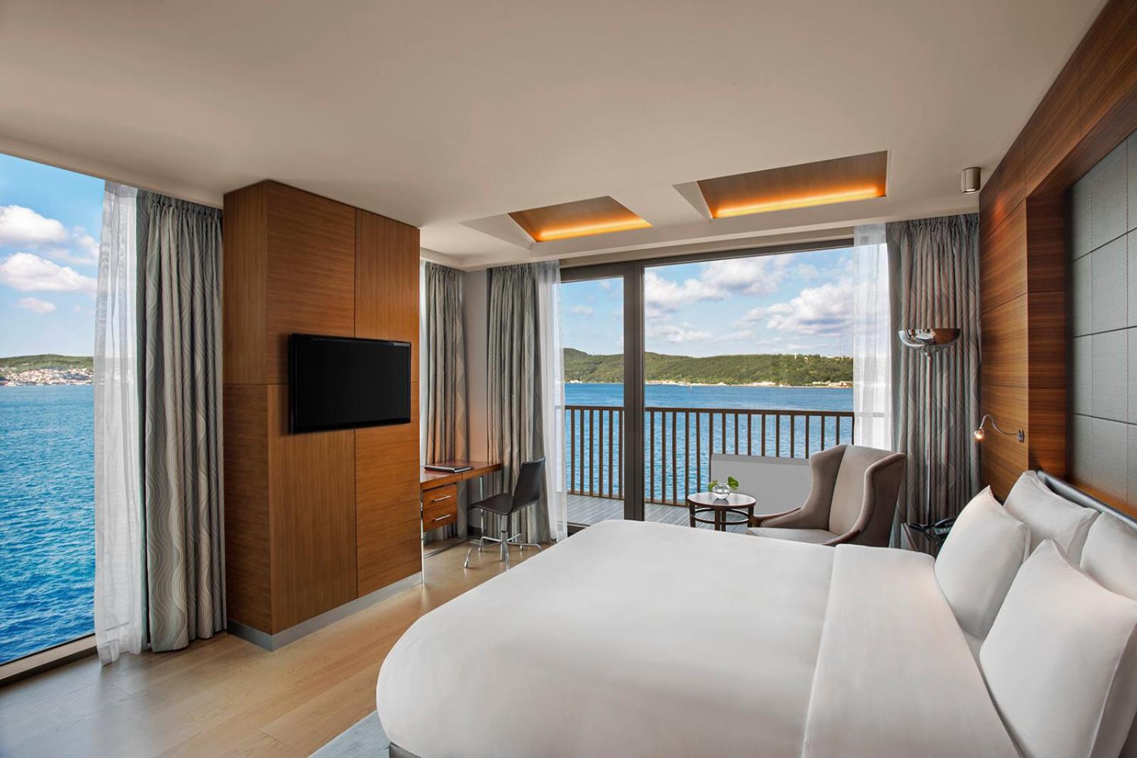 North Suite With Bosphorus View